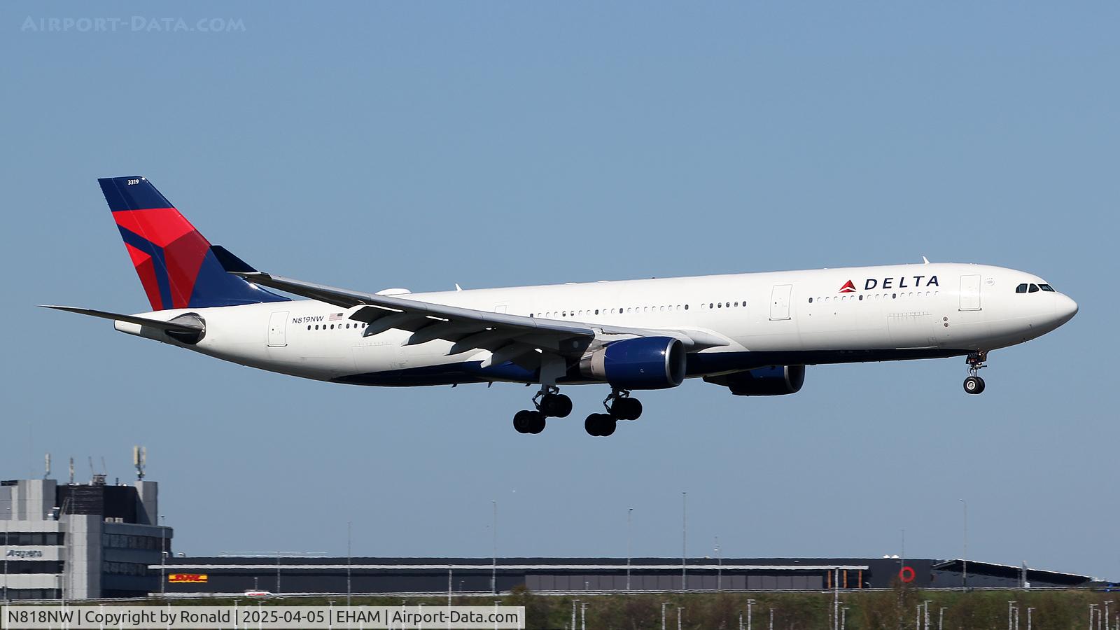 N818NW, 2007 Airbus A330-323 C/N 0857, at eham