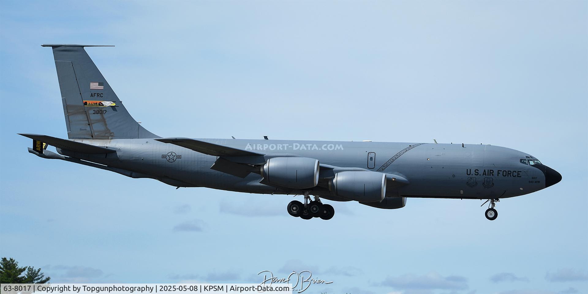63-8017, 1963 Boeing KC-135R Stratotanker C/N 18634, REACH842 inbound RW34