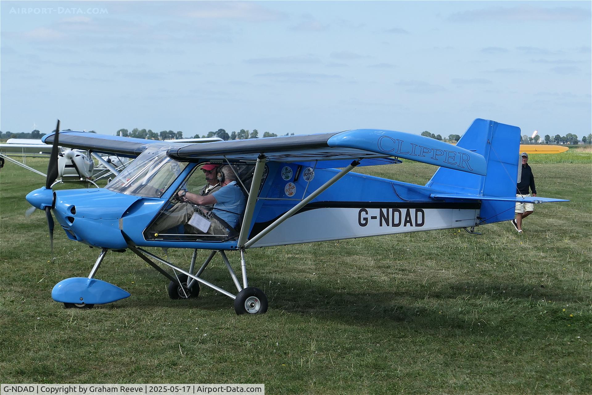G-NDAD, 2011 Medway Clipper-100 C/N 80910, Departing from Sutton Meadows.