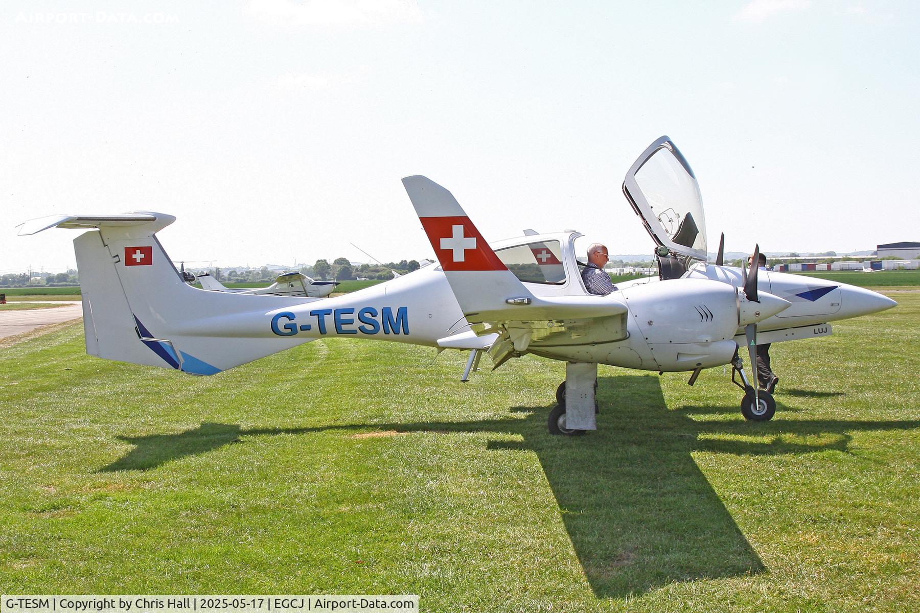 G-TESM, 2009 Diamond DA-42 Twin Star C/N 42.412, Sherburn in Elmet 17/05/25