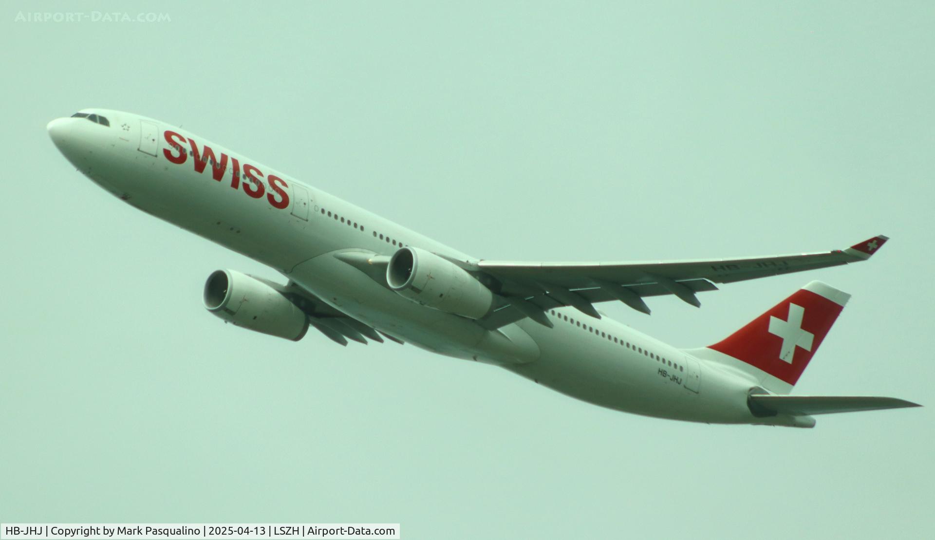 HB-JHJ, 2010 Airbus A330-343X C/N 1188, Airbus A330-343X