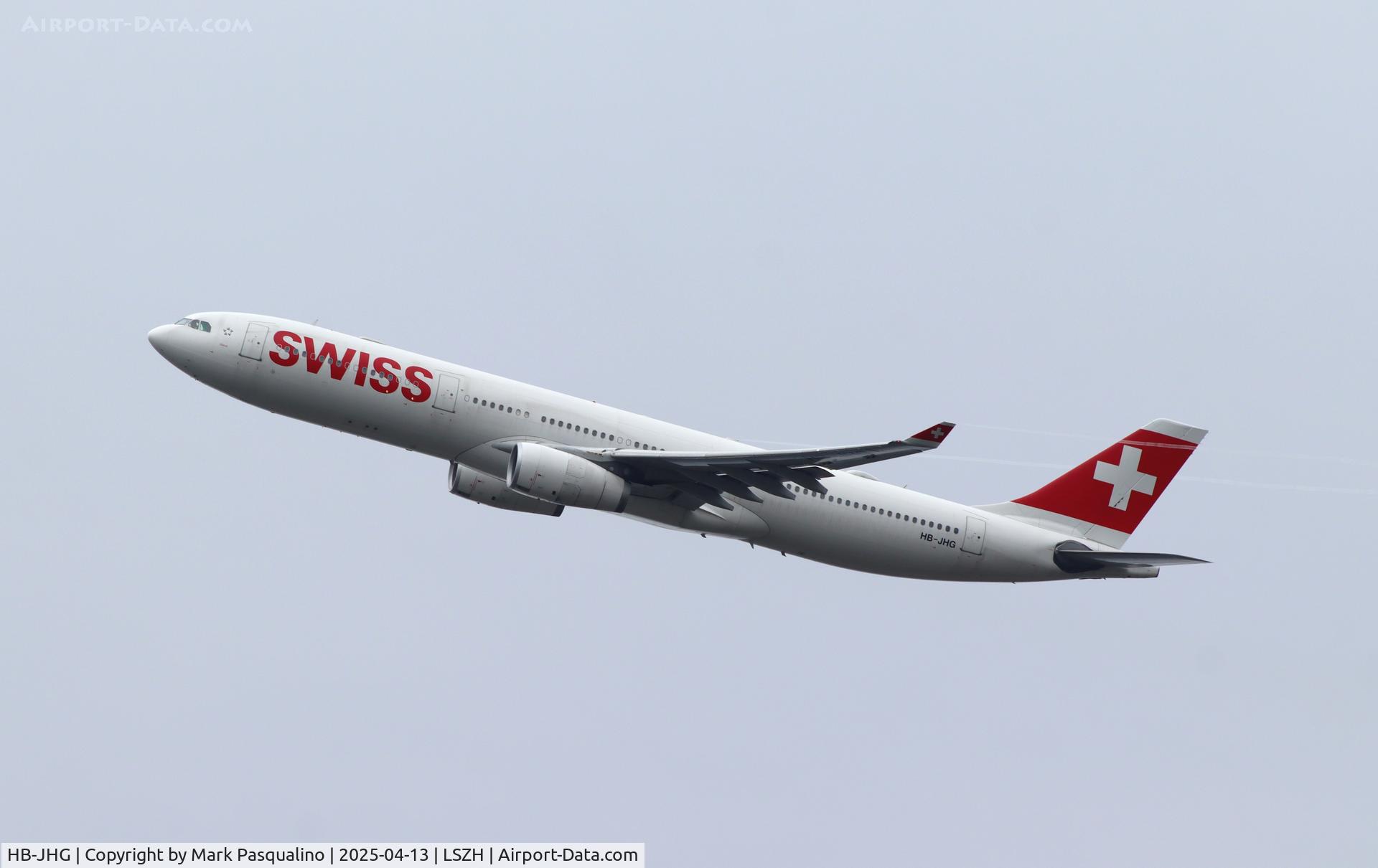 HB-JHG, 2010 Airbus A330-343X C/N 1101, Airbus A330-343X