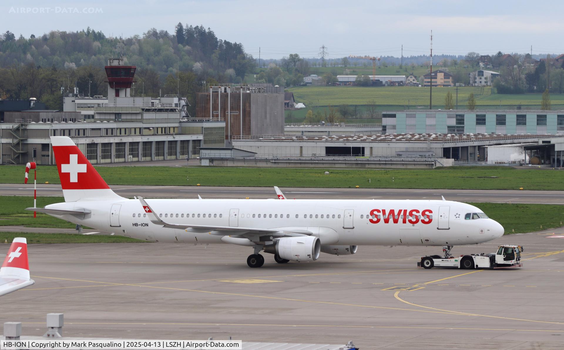 HB-ION, 2013 Airbus A321-212 C/N 5567, Airbus A321-212