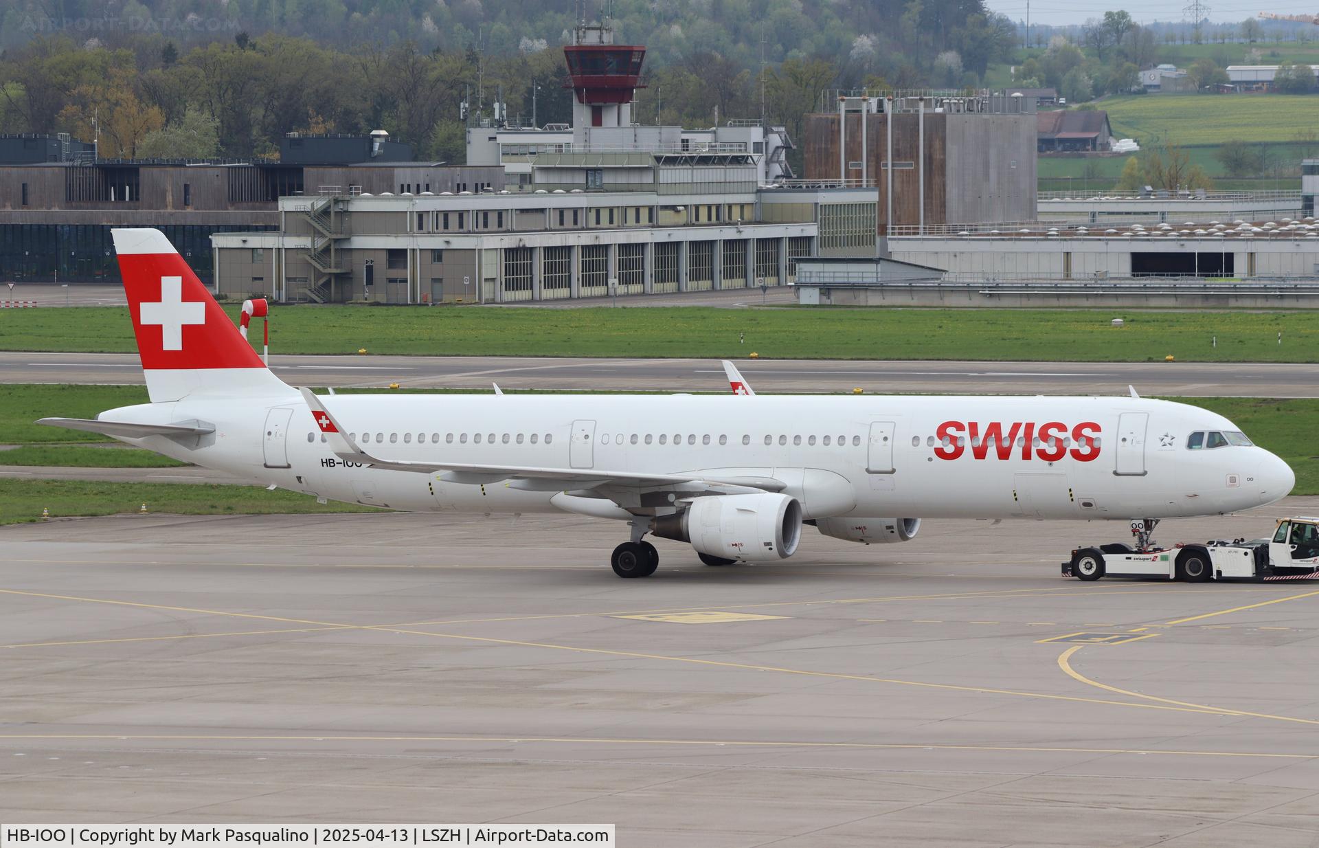 HB-IOO, 2016 Airbus A321-212 C/N 7007, Airbus A321-212