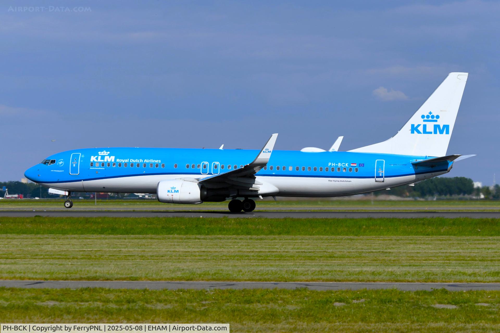 PH-BCK, , KLM B738 departing AMS