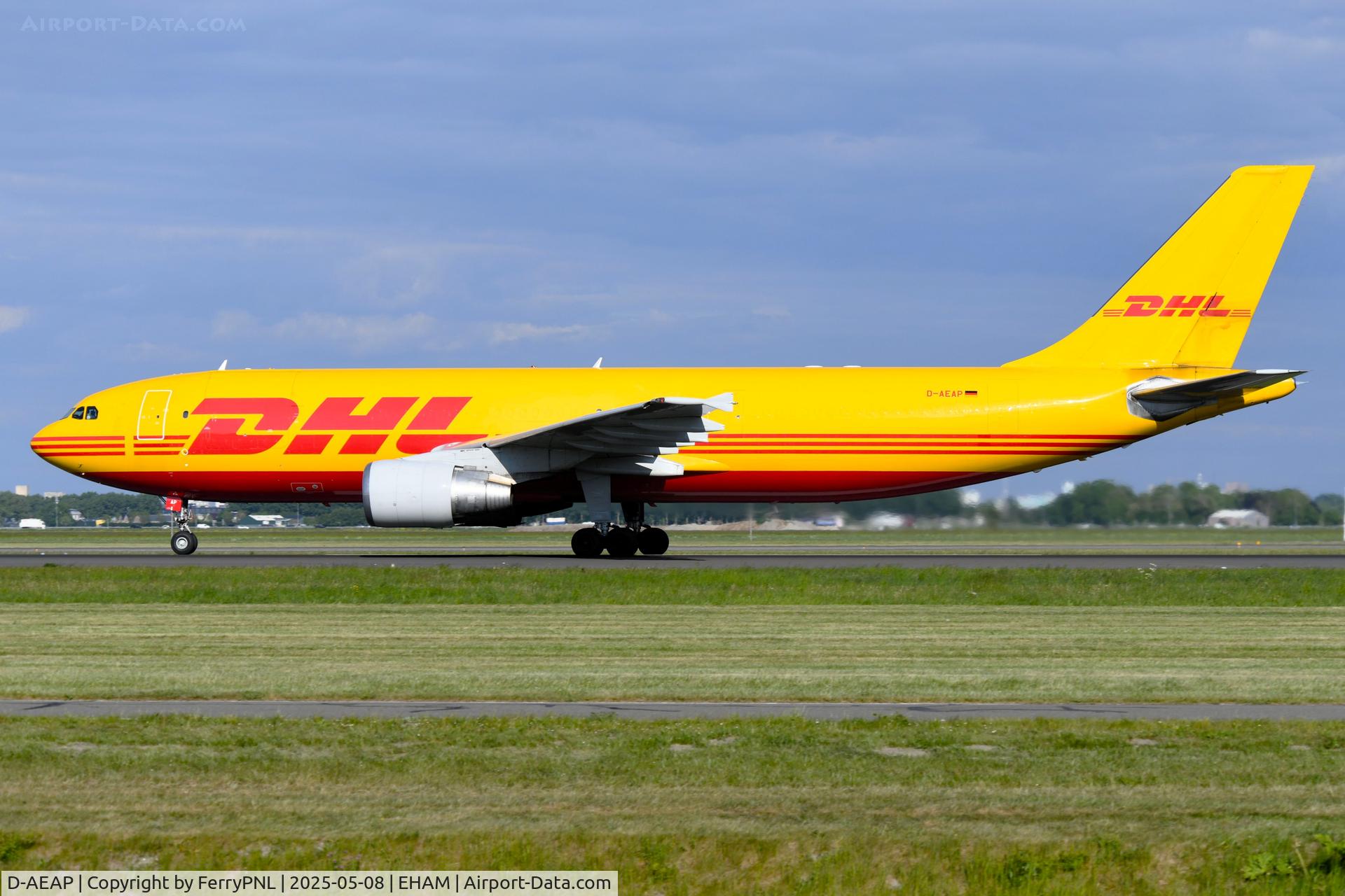 D-AEAP, 1994 Airbus A300B4-622R(F) C/N 724, DHL A306F departing