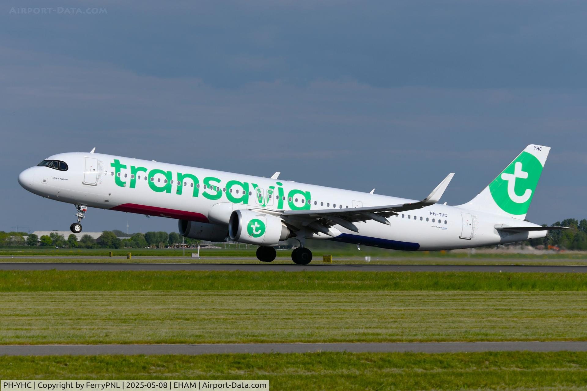 PH-YHC, 2024 Airbus A321-252NX C/N 12287, Lift-off for Transavia A321N