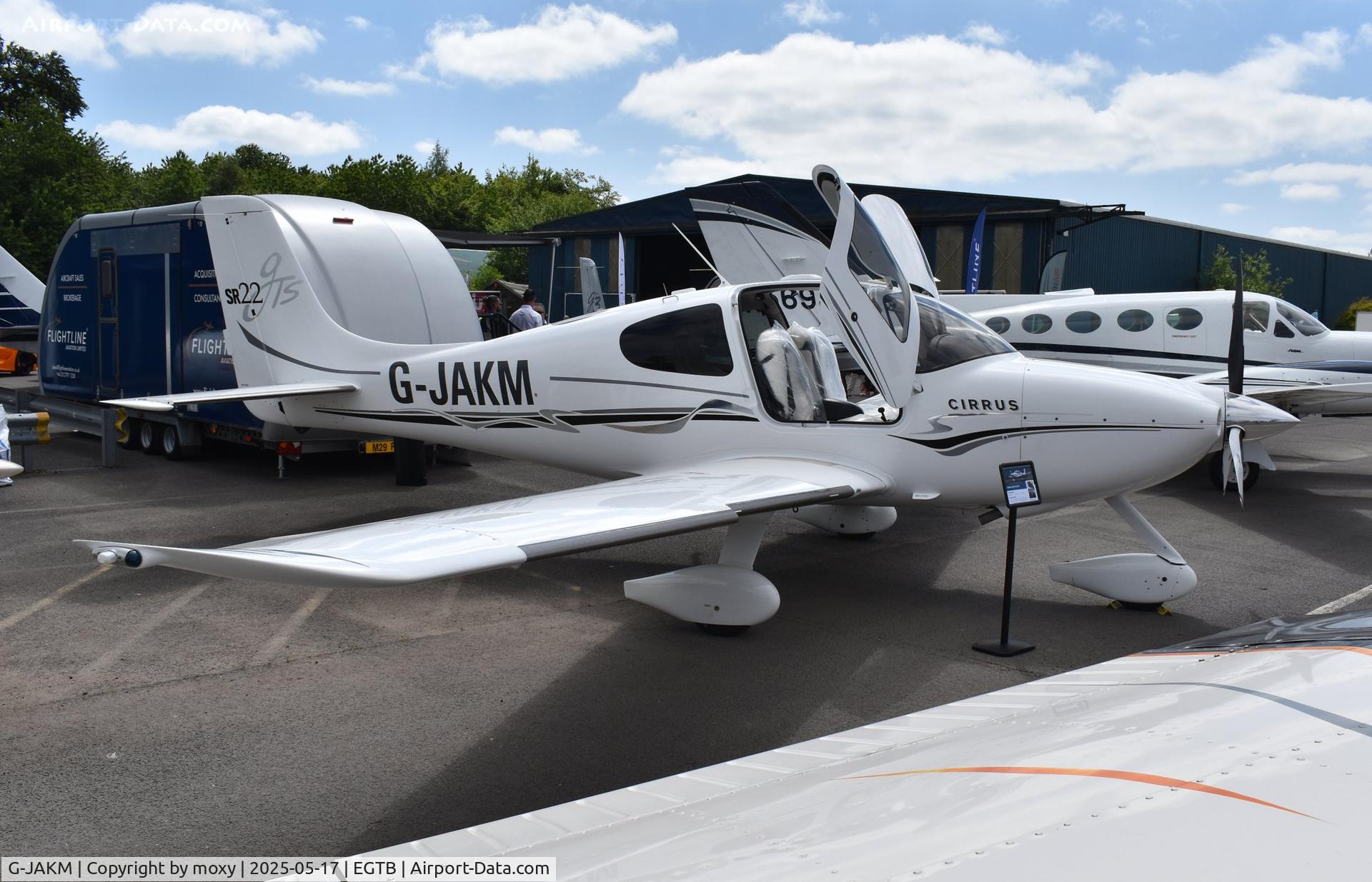 G-JAKM, 2005 Cirrus SR22 GTS C/N 1413, Cirrus SR22 GTS at Wycombe Air Park. Ex N753TW