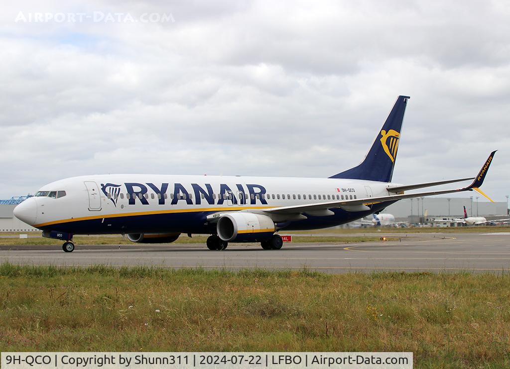 9H-QCO, 2016 Boeing 737-8AS C/N 44733, Taxiing to the Terminal...