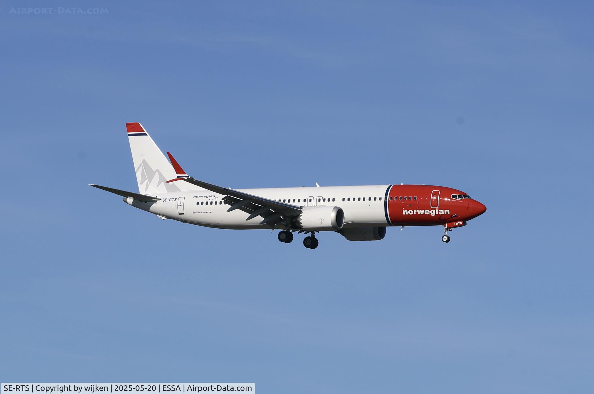 SE-RTS, 2025 Boeing 737-8 MAX C/N 62934, Rwy 01L