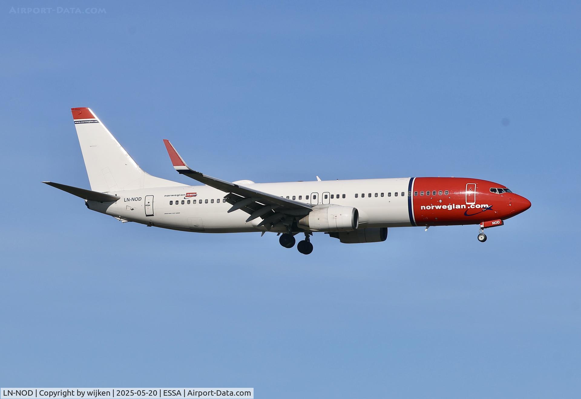 LN-NOD, 2008 Boeing 737-8Q8 C/N 35280, Rwy 01L
