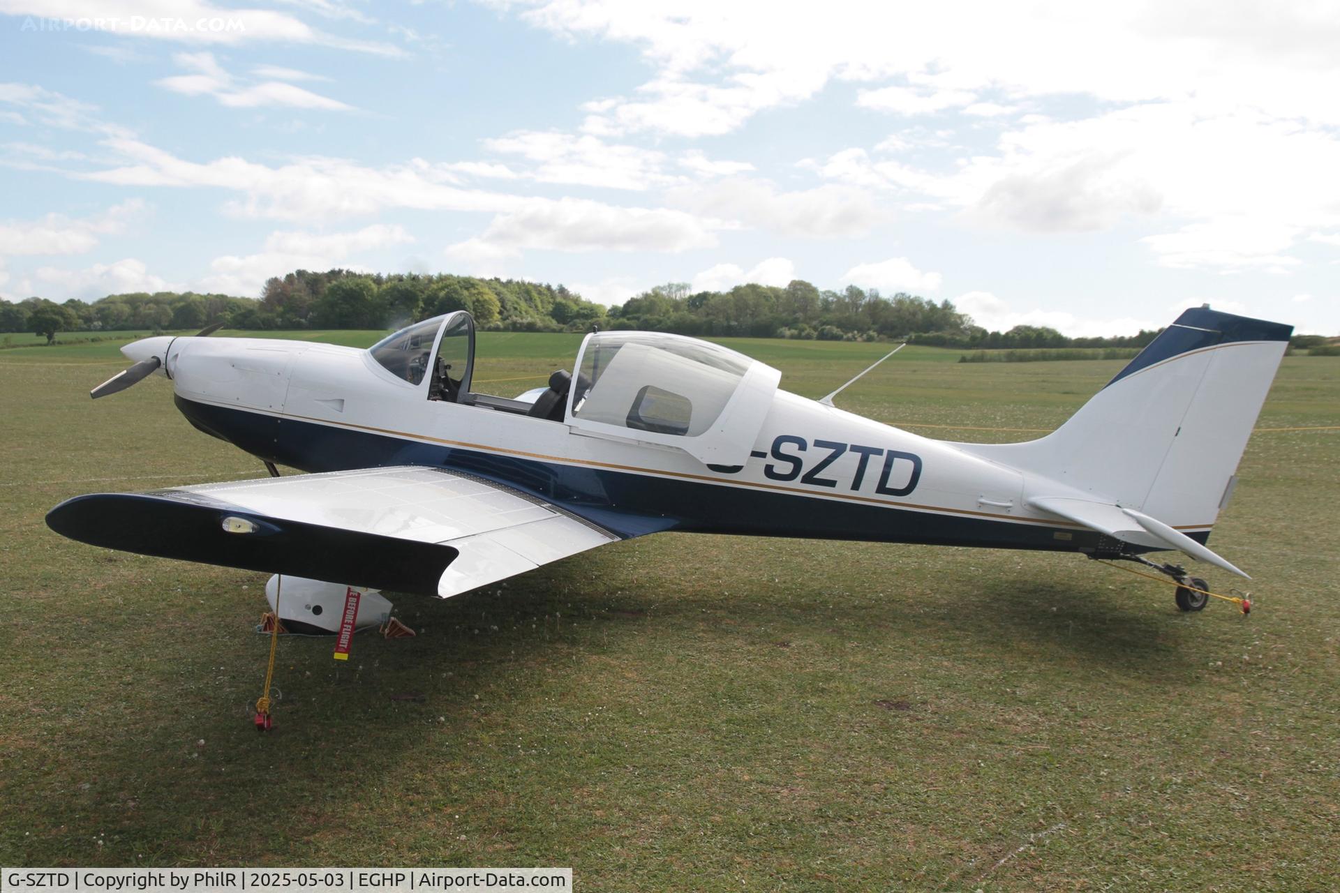 G-SZTD, 2022 The Airplane Factory Sling 2 C/N LAA 399-15646, G-SZTD 2024 Sling 2 Popham Microlight Fly In 