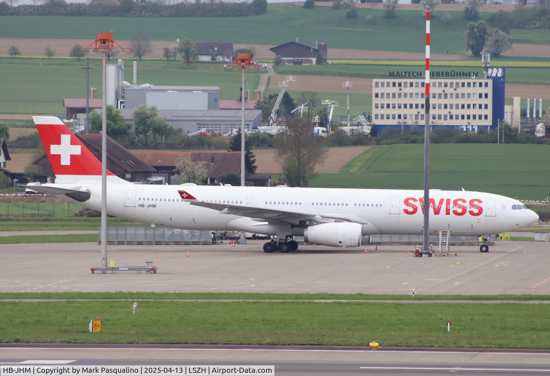 HB-JHM, 2012 Airbus A330-343X C/N 1355, Airbus A330-343X