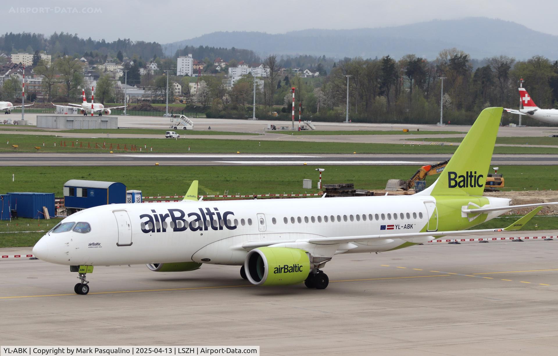YL-ABK, 2022 Airbus A220-300 C/N 55182, Airbus A220-371