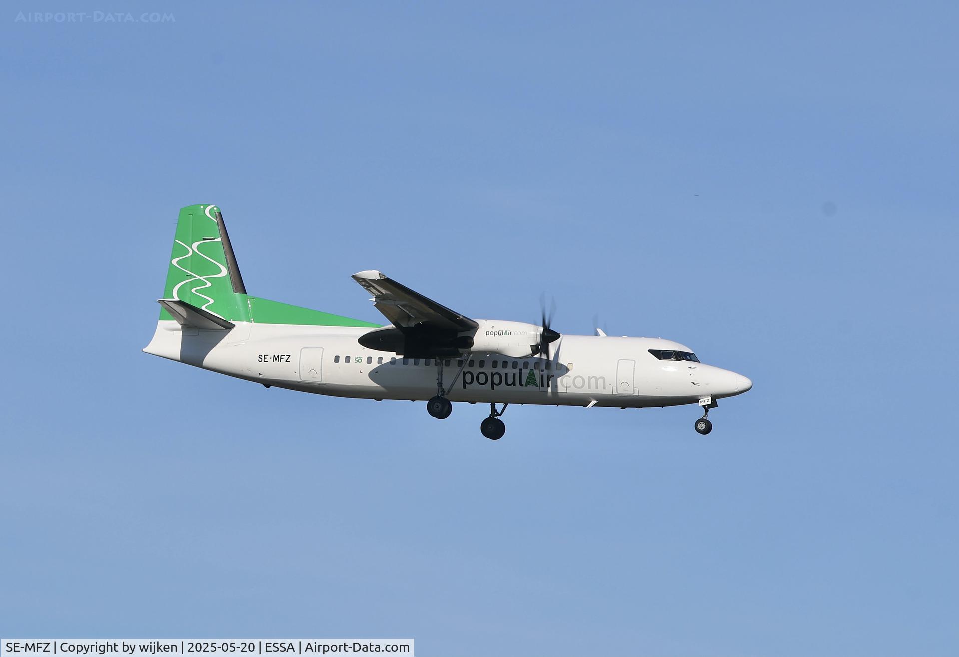 SE-MFZ, 1989 Fokker 50 C/N 20159, Rwy 01L