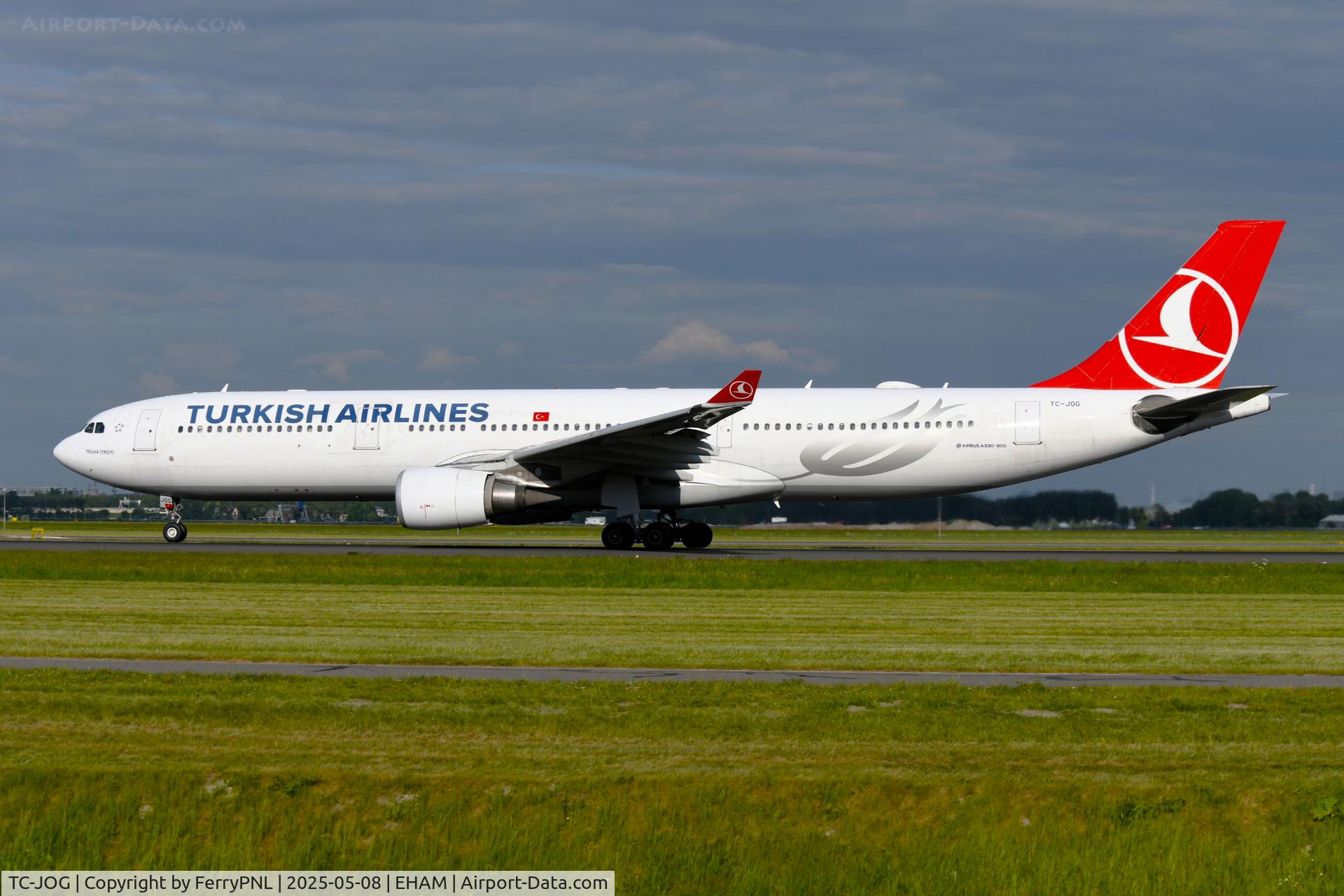 TC-JOG, 2015 Airbus A330-303 C/N 1620, Turkish A333 departing