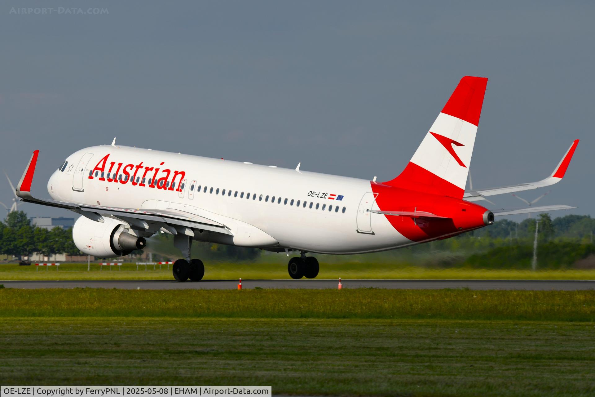 OE-LZE, 2013 Airbus A320-214 C/N 5754, Austrian A320 departing to VIE