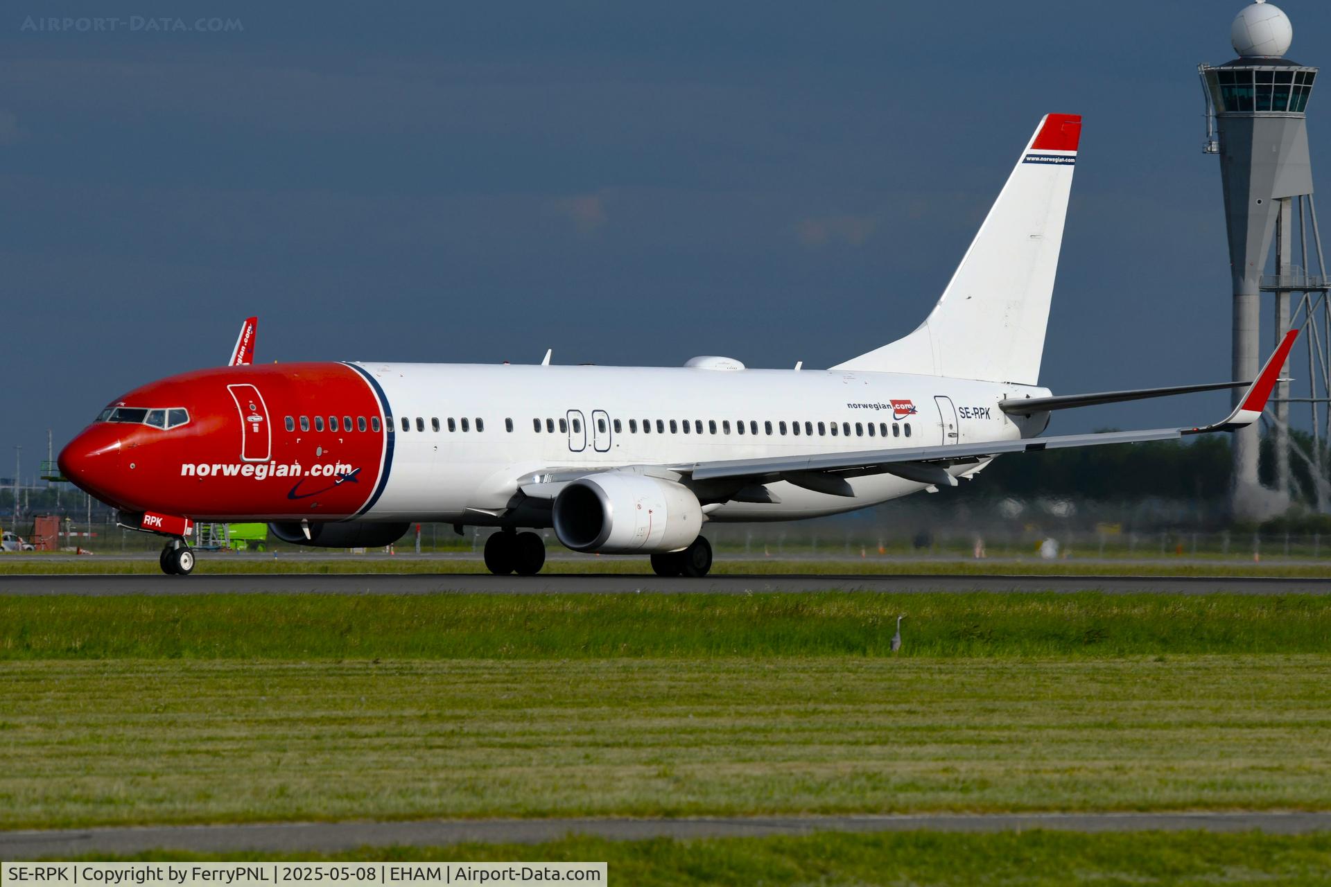 SE-RPK, 2016 Boeing 737-8JP C/N 42073, Norwegian B738 departing AMS