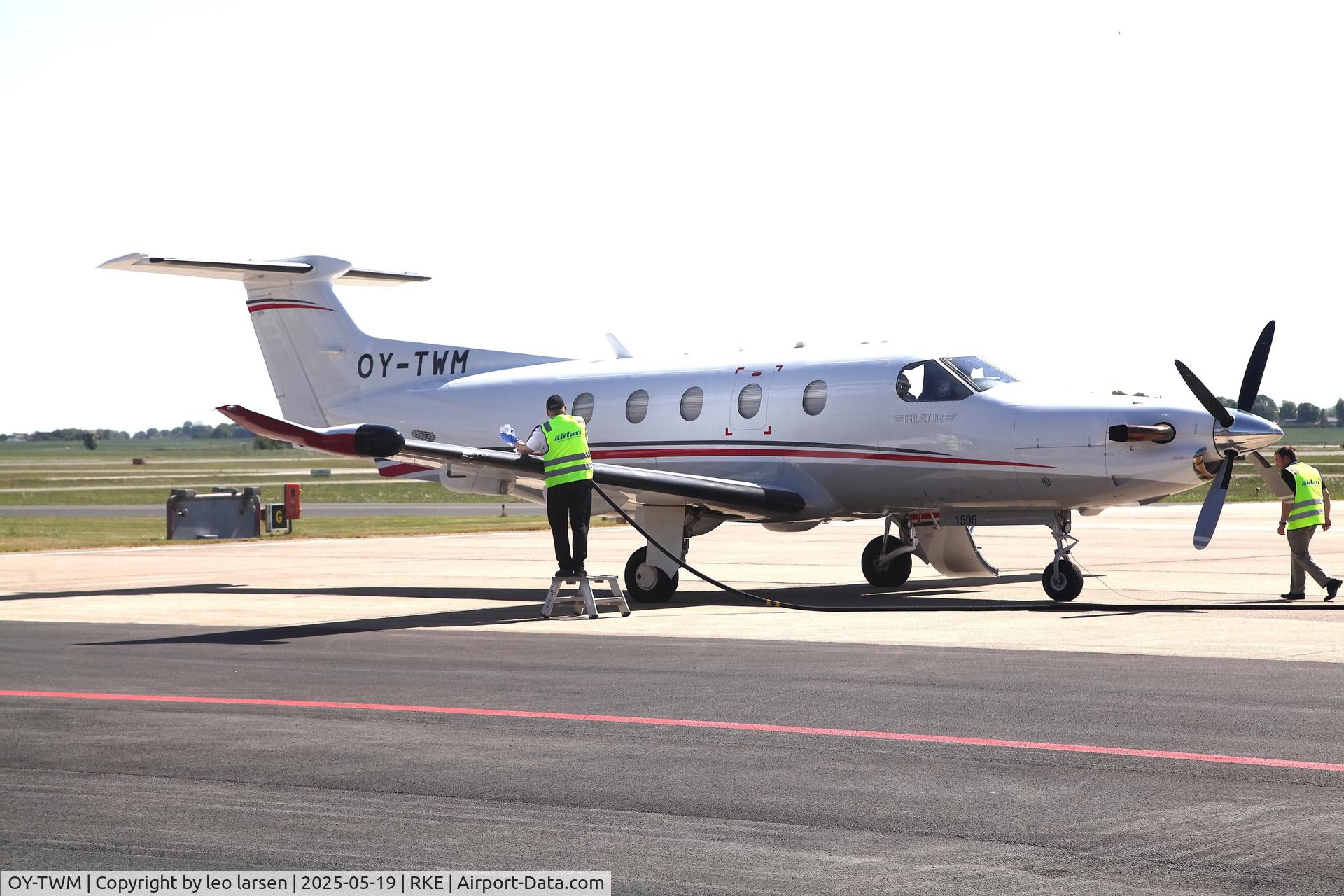 OY-TWM, 2014 Pilatus PC-12/47E C/N 1506, Roskilde 19.5.2025