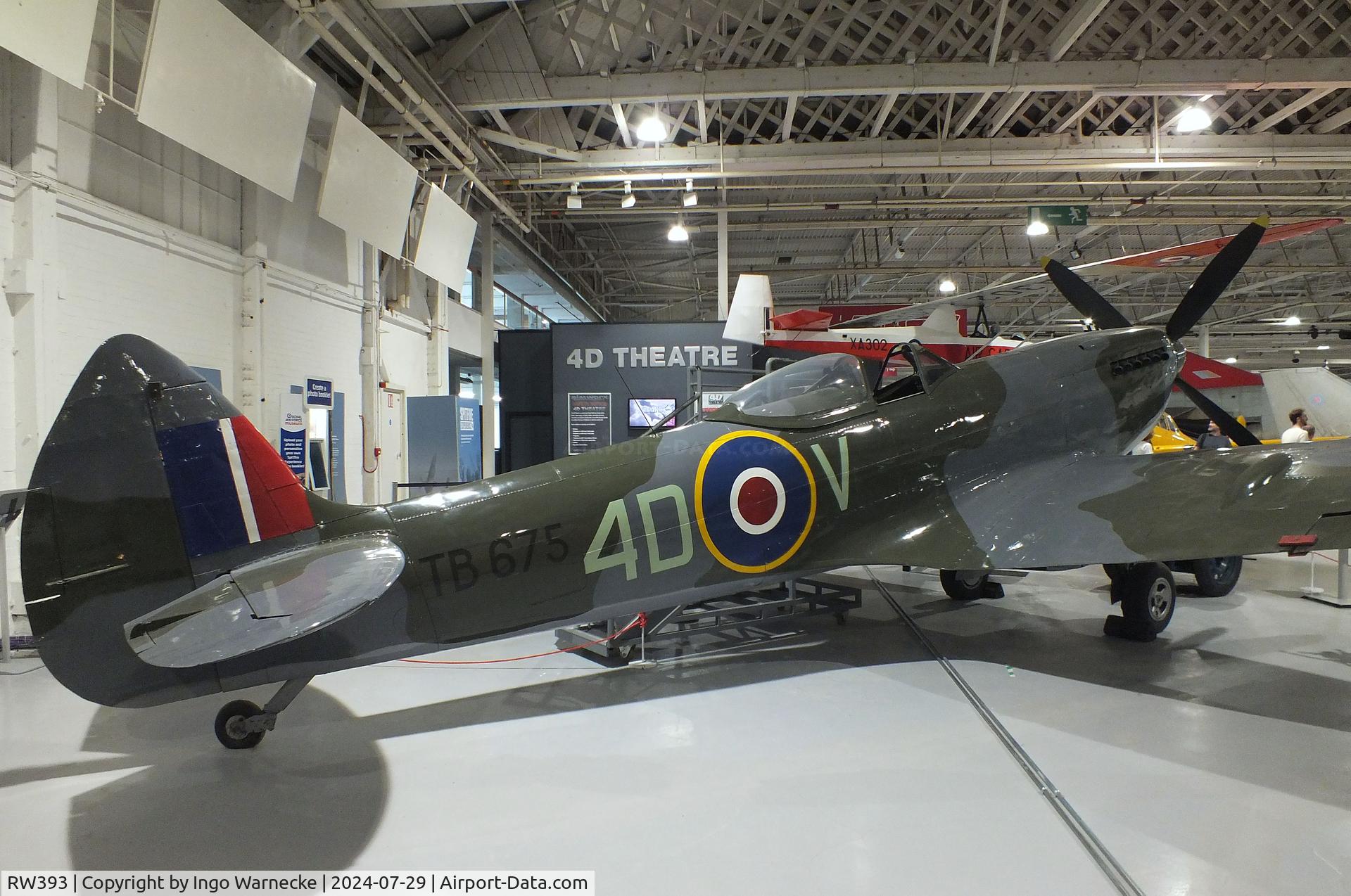 RW393, 1945 Supermarine 361 Spitfire LF.XVIe C/N CBAF.IX.4651, Supermarine Spitfire LF XVIe at the RAF Museum Hendon
