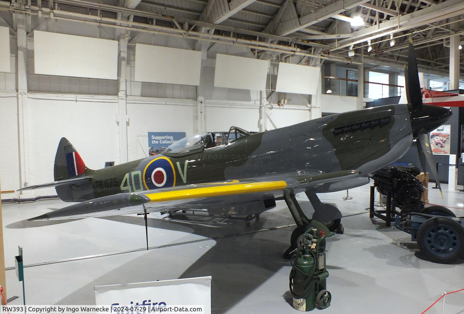 RW393, 1945 Supermarine 361 Spitfire LF.XVIe C/N CBAF.IX.4651, Supermarine Spitfire LF XVIe at the RAF Museum Hendon