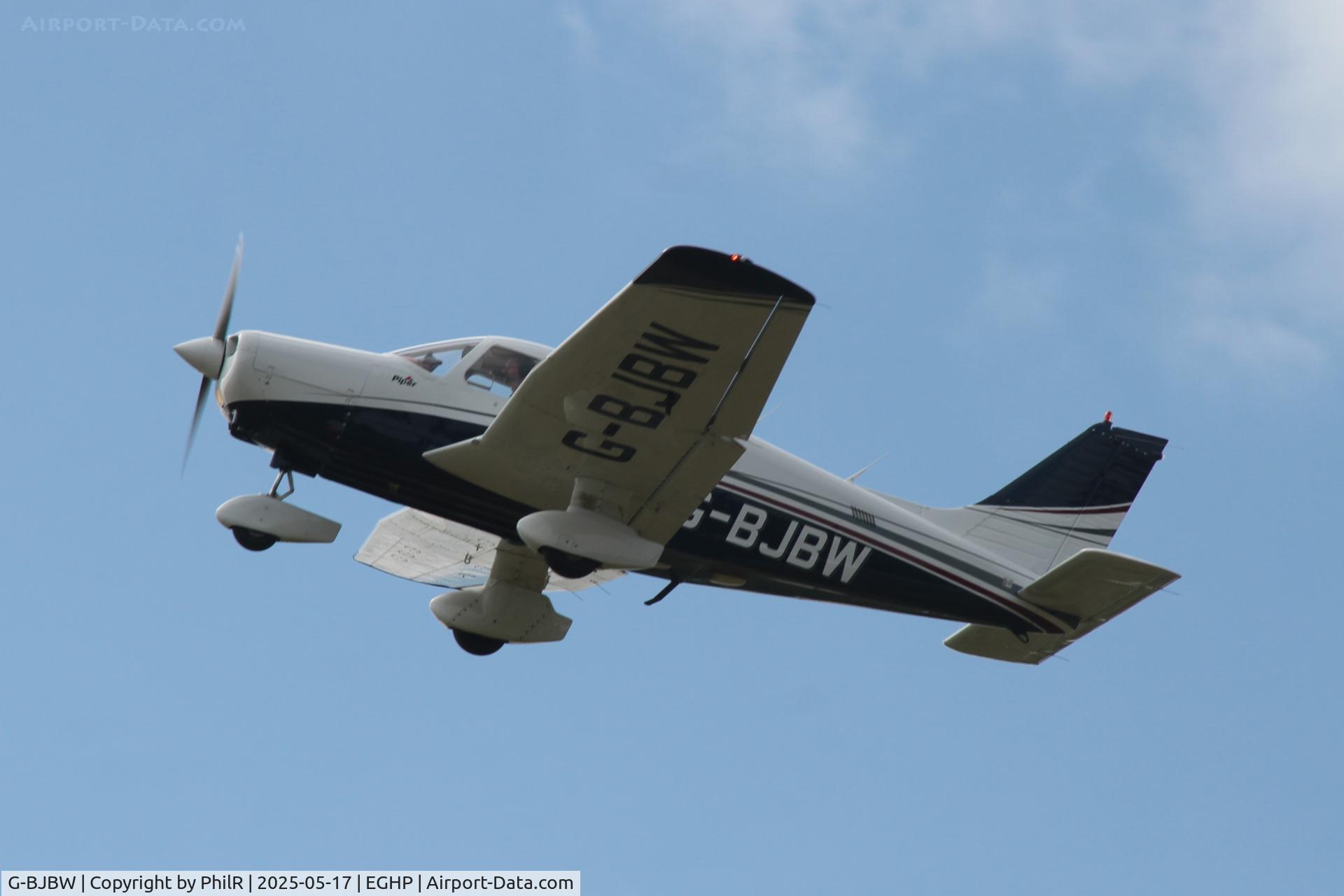 G-BJBW, 1981 Piper PA-28-161 Cherokee Warrior II C/N 28-8116280, G-BJBW1981 PIPER PA-28-161 Piper Fly In Popham 