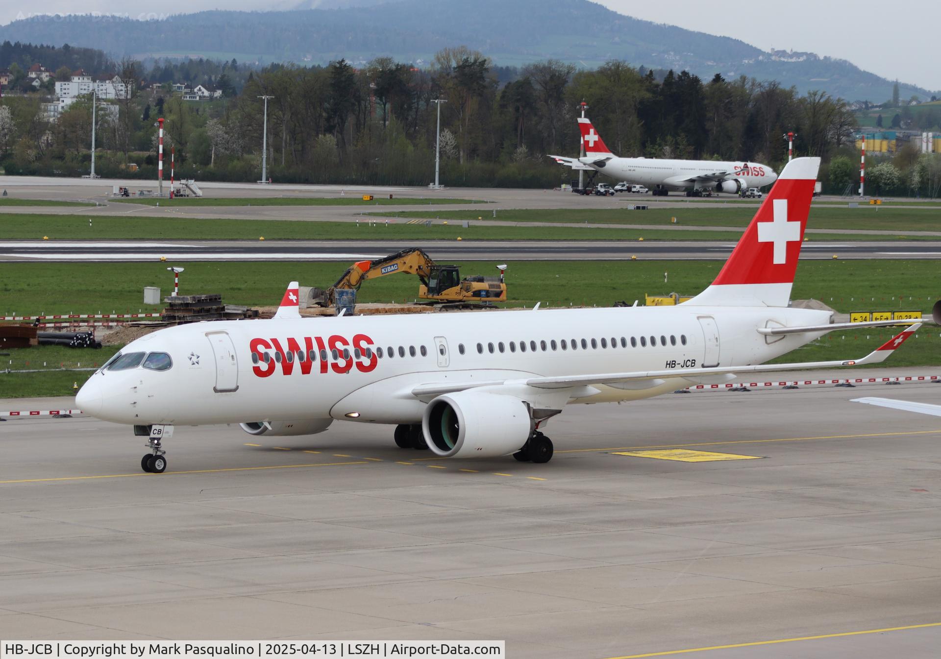 HB-JCB, 2017 Bombardier CSeries CS300 (BD-500-1A11) C/N 55011, Airbus A220-371