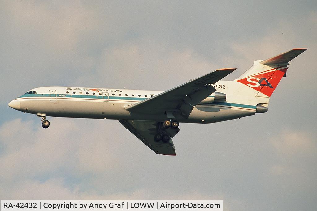 RA-42432, 1994 Yakovlev Yak-42D C/N 4520424410016, Saravia Y42