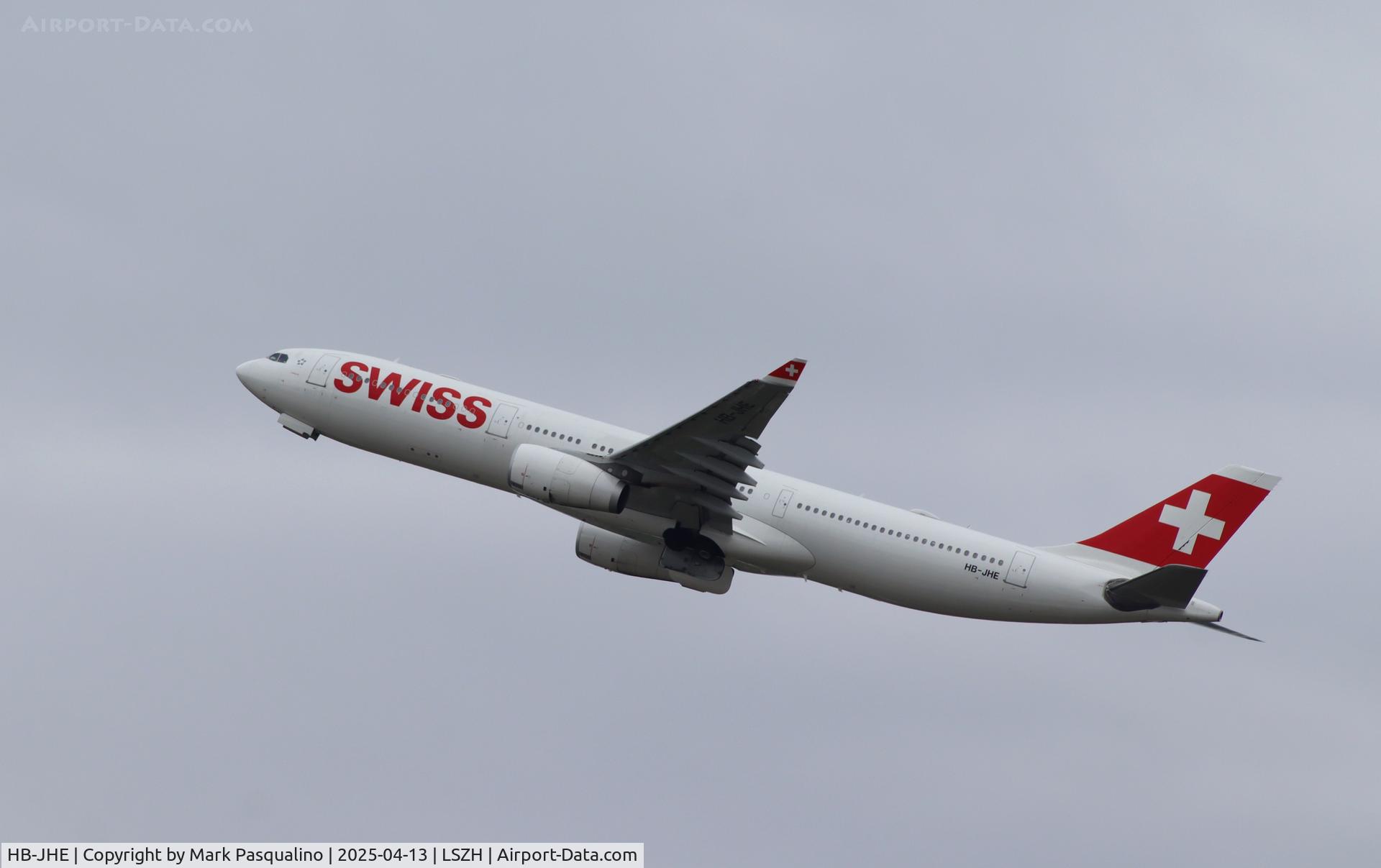 HB-JHE, 2009 Airbus A330-343 C/N 1084, Airbus A330-343