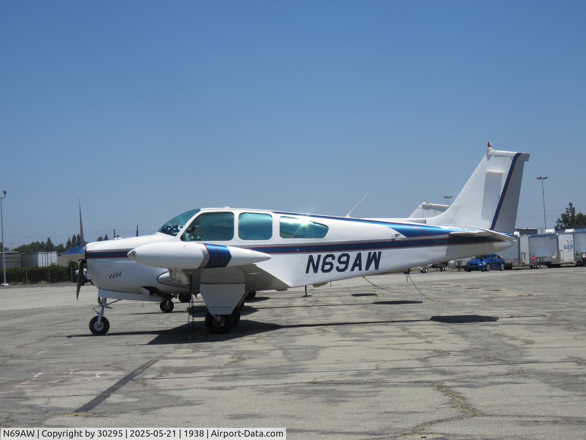 N69AW, 1964 Beech 35-B33 Debonair C/N CD-764, Parked