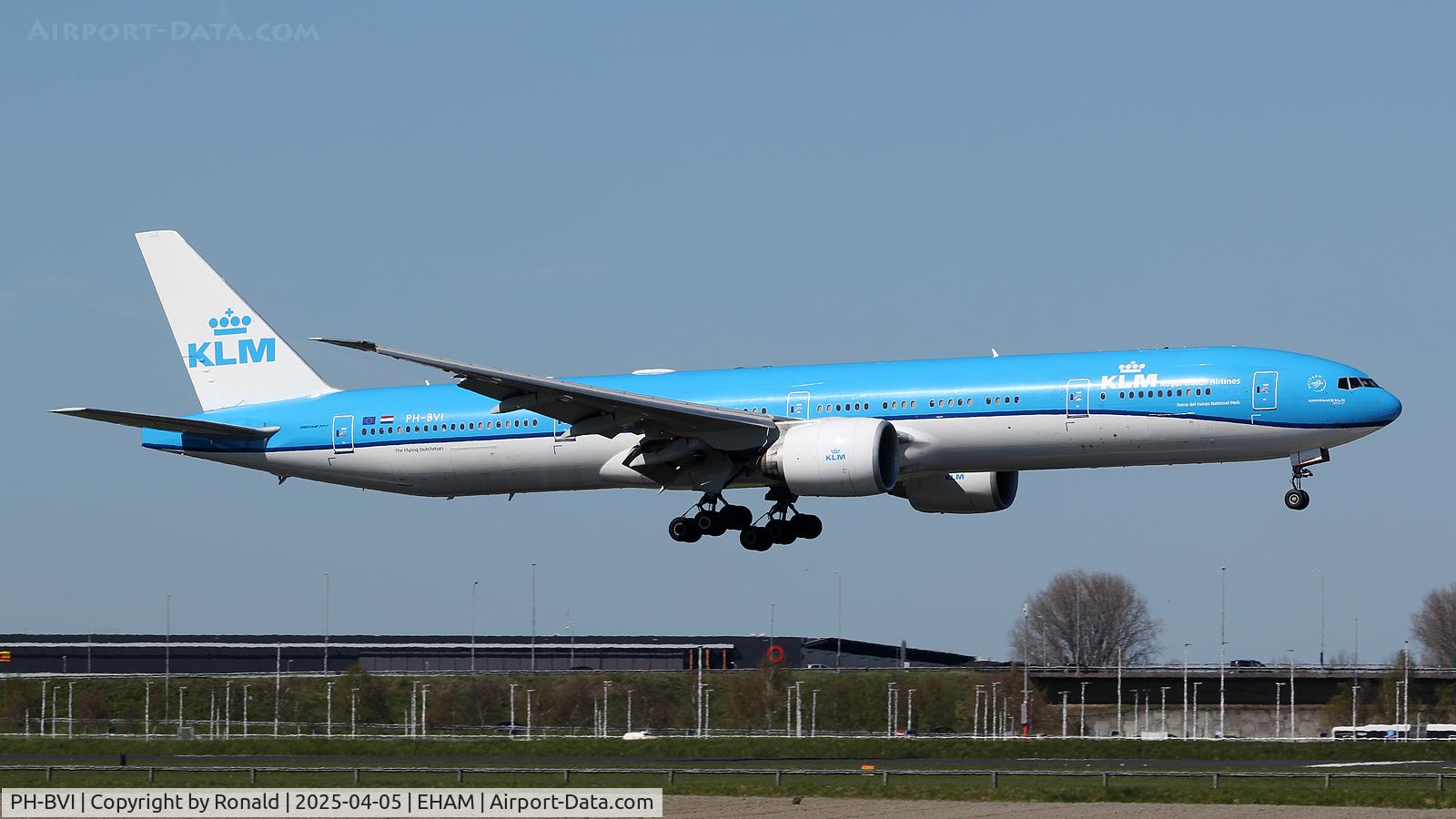 PH-BVI, 2012 Boeing 777-306/ER C/N 35947, at eham