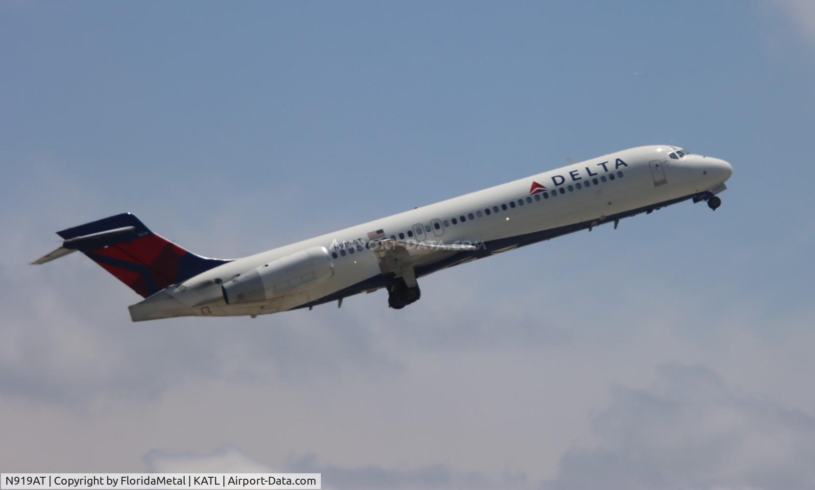 N919AT, 2001 Boeing 717-200 C/N 55084, DAL 712 zx atl-fay