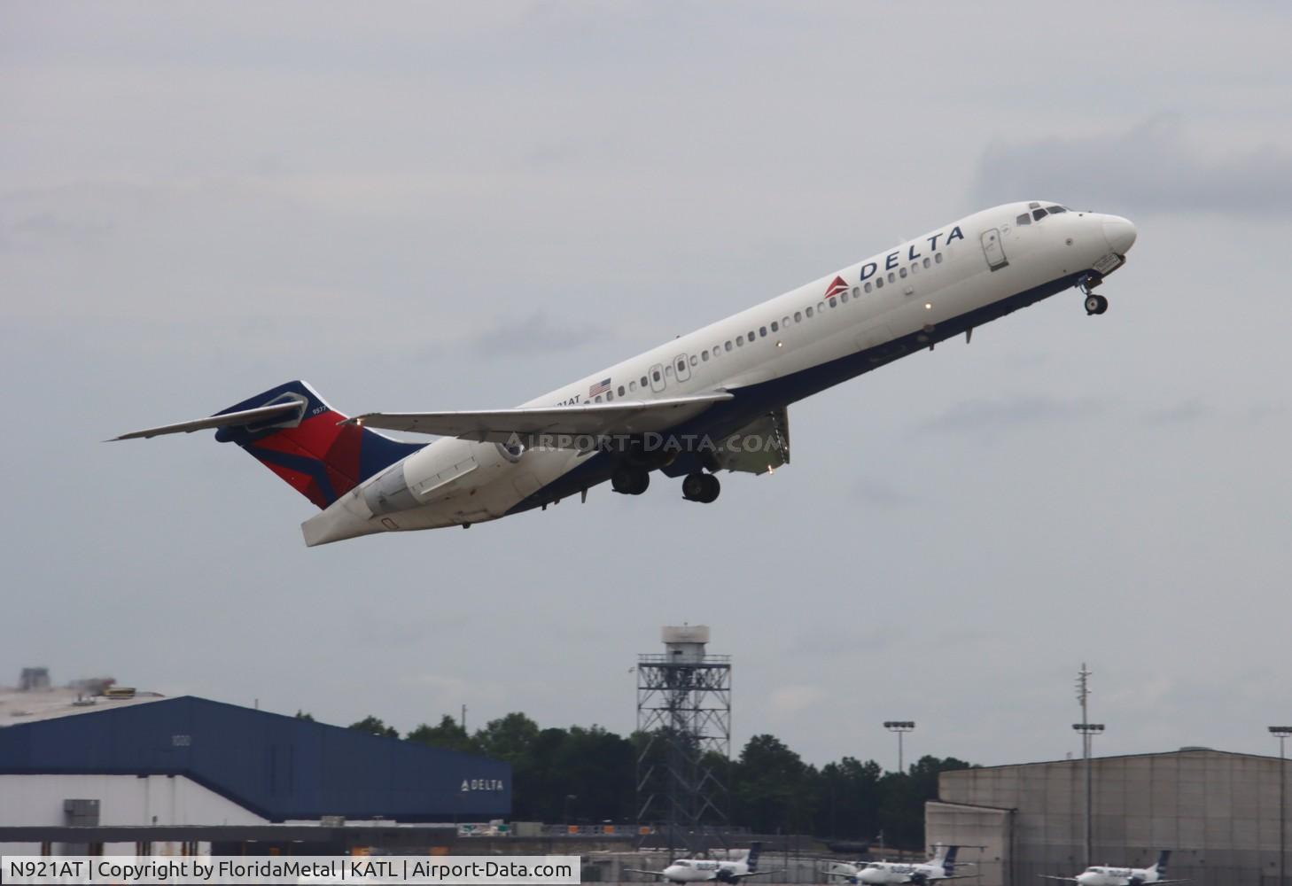 N921AT, 2000 Boeing 717-200 C/N 55082, DAL 712 zx atl-cae