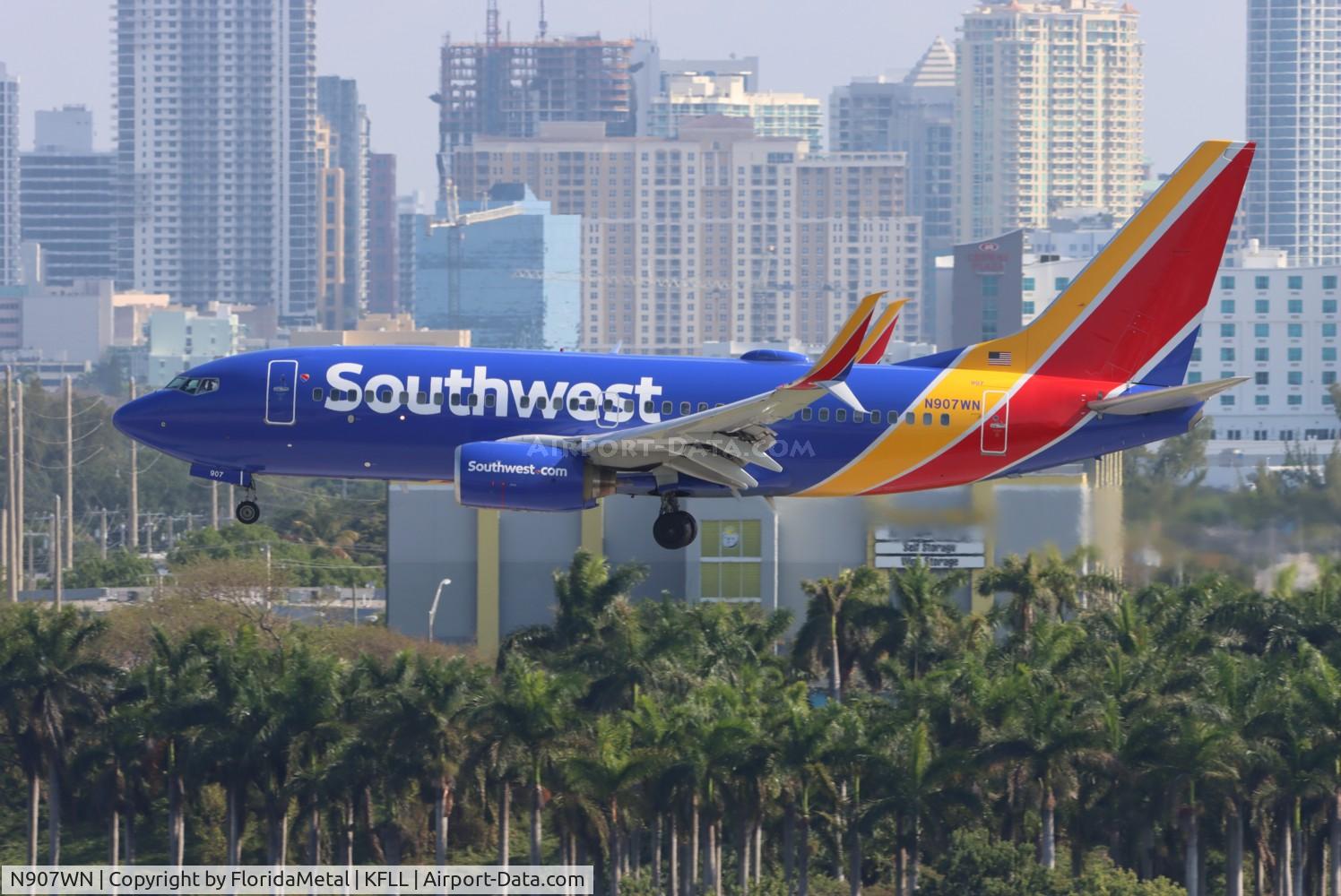 N907WN, 2008 Boeing 737-7H4 C/N 36619, SWA 737 zx mdw-fll