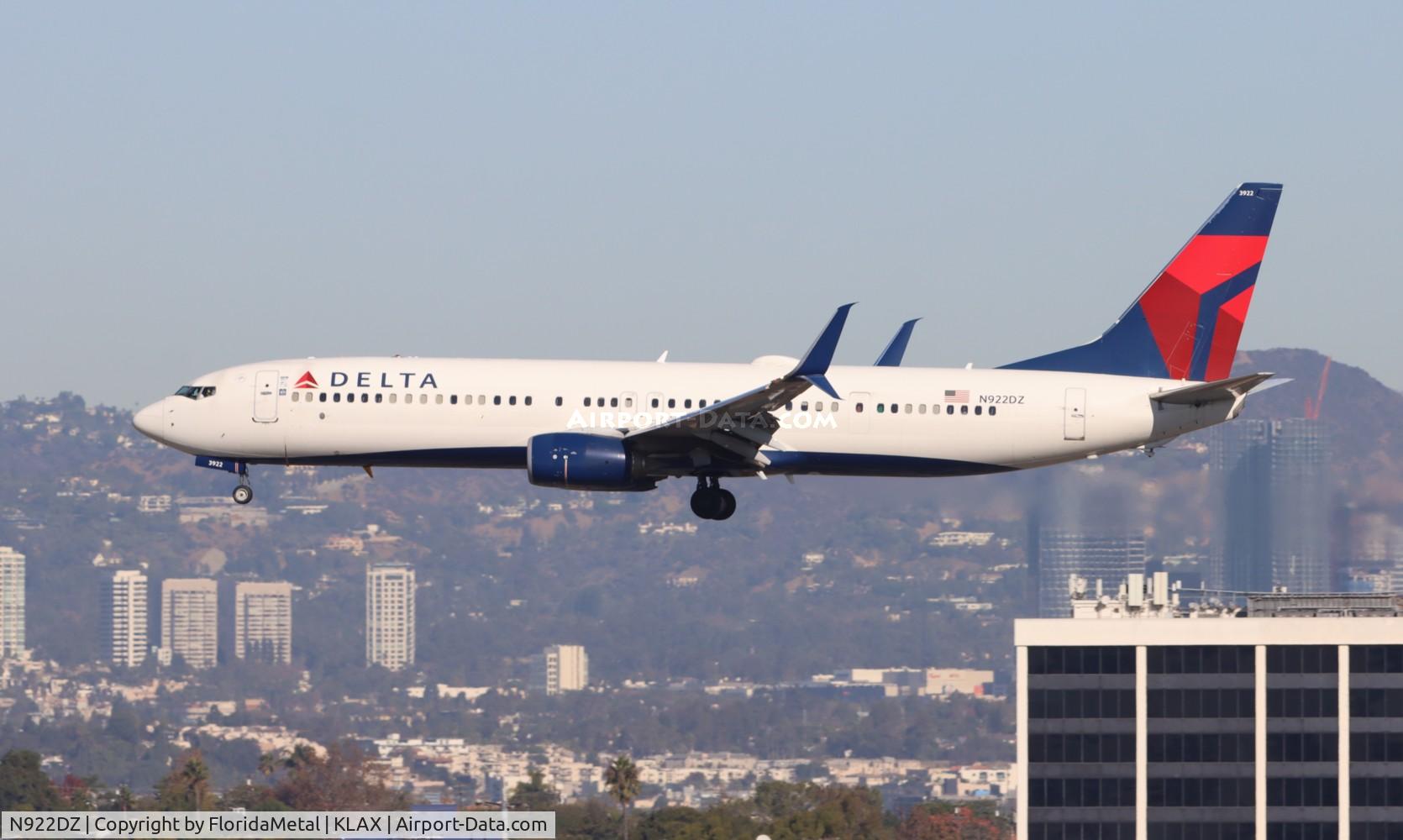 N922DZ, 2019 Boeing 737-900/ER C/N 64886, DAL 739 zx rdu-lax
