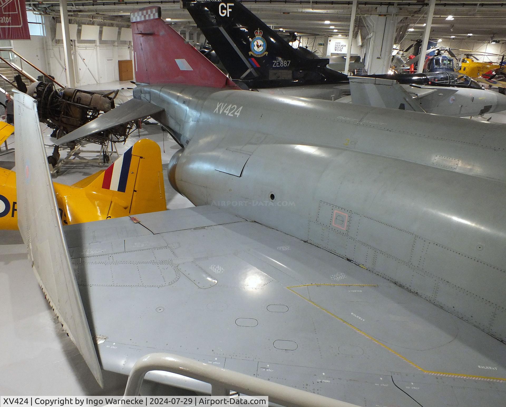 XV424, 1969 McDonnell Douglas Phantom FGR2 C/N 3084, McDonnell Douglas F-4 Phantom FGR2 at the RAF Museum Hendon