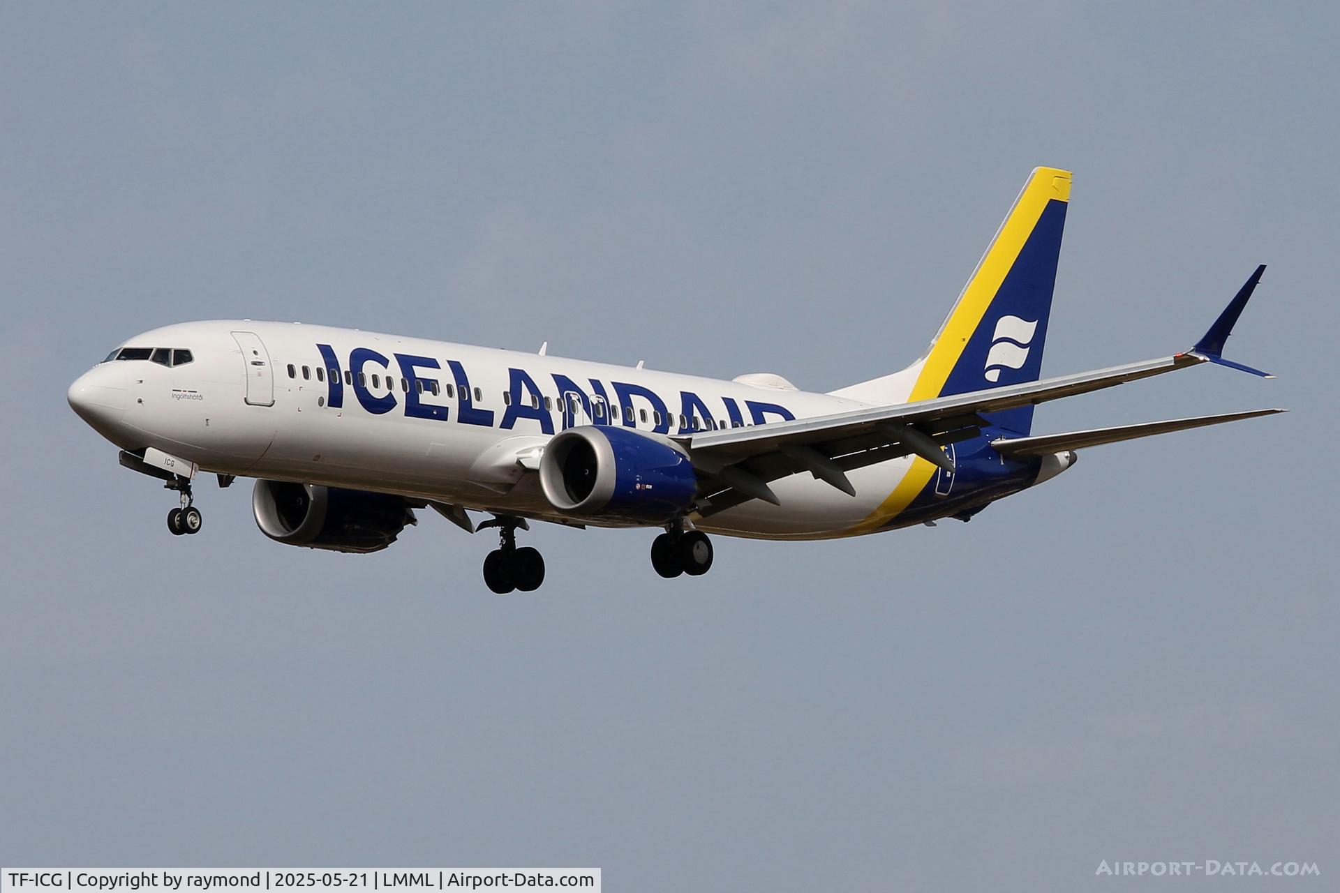 TF-ICG, 2018 Boeing 737-8 MAX C/N 42836, Boeing 737-8 MAX reg TF-ICG of Icelandair landing in Malta on RW31.