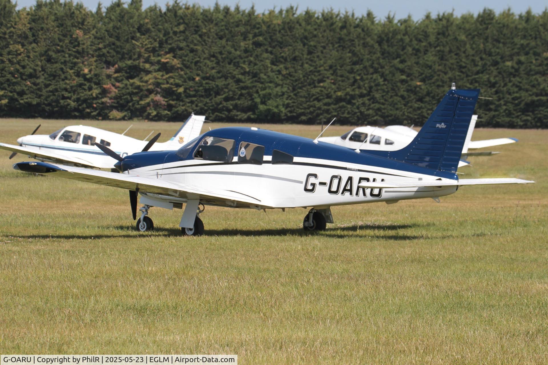 G-OARU, 1989 Piper PA-28R-201 Cherokee Arrow III C/N 2837026, G-OARU 1989 Piper PA-28R-201 Cherokee Arrow lll White Waltham 