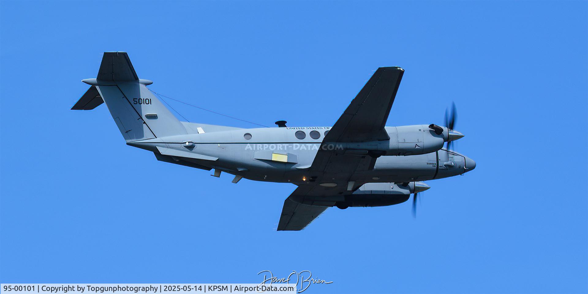 95-00101, Beech C-12V C/N BW-29, WING02
2-228th AVN / McGuire Field, NJ