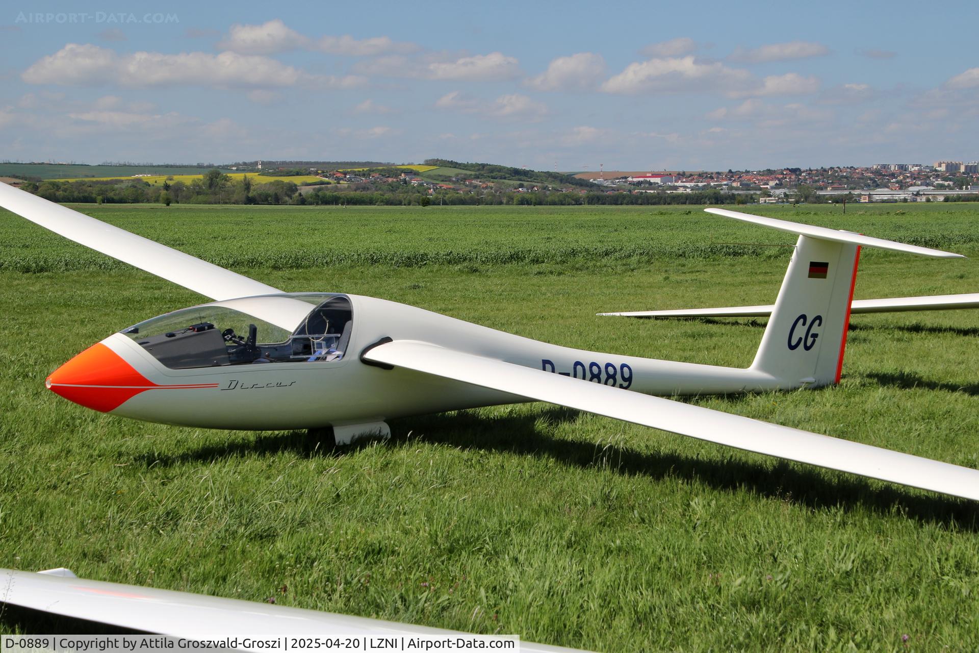 D-0889, Schempp-Hirth DISCUS B C/N 201, LZNI - Nitra Airport, Slovakia - Pribina Cup 2025