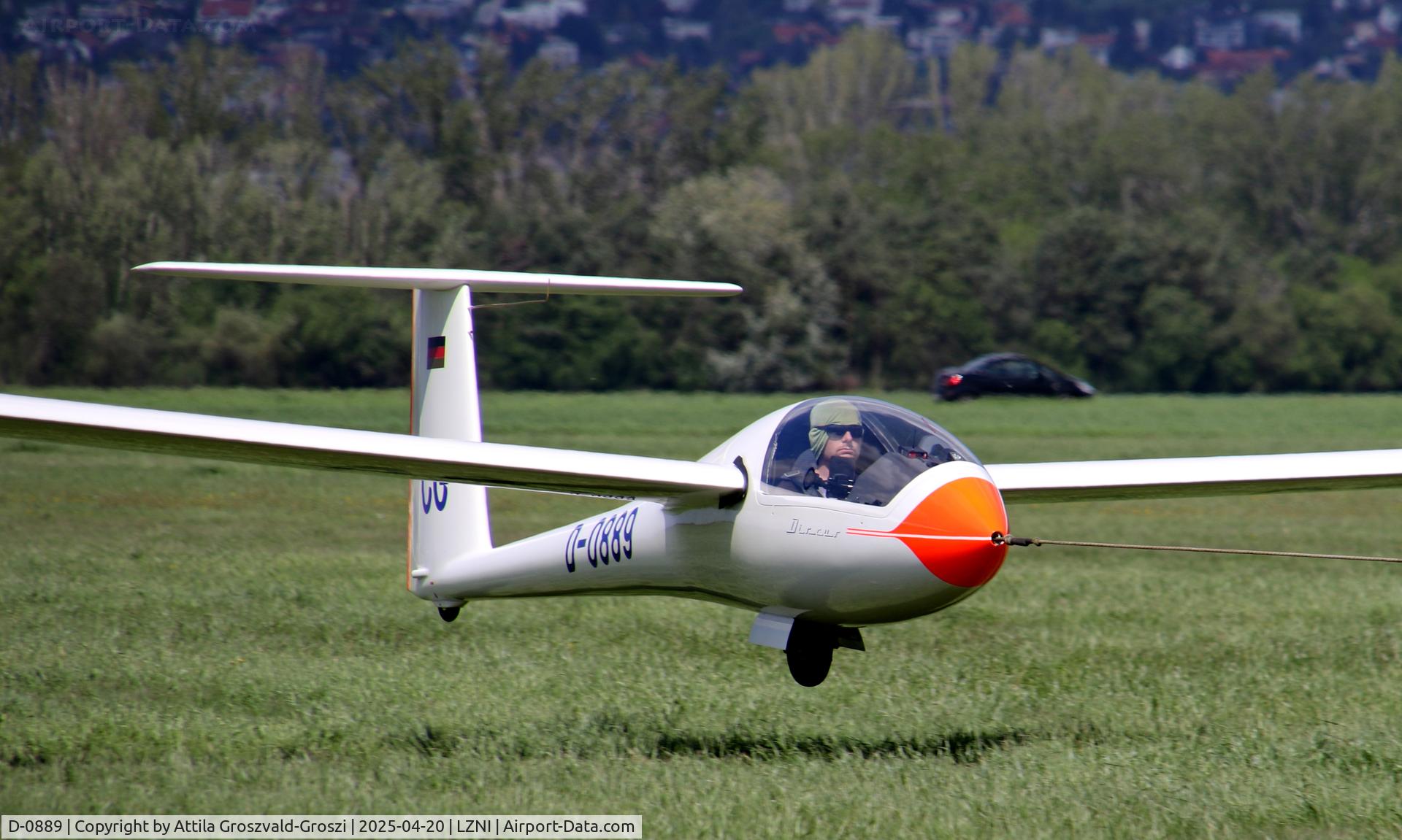 D-0889, Schempp-Hirth DISCUS B C/N 201, LZNI - Nitra Airport, Slovakia - Pribina Cup 2025