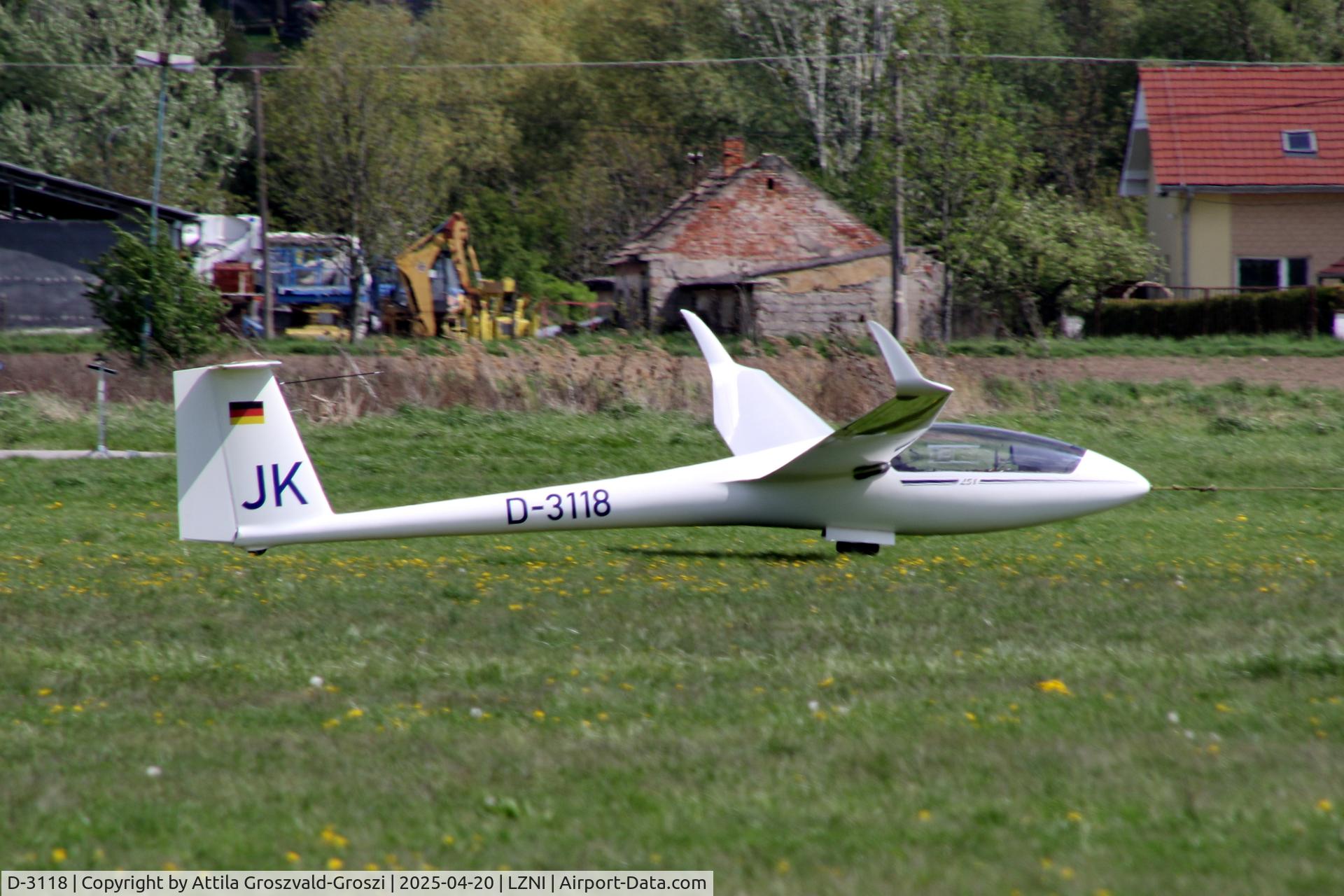 D-3118, 1997 Rolladen-Schneider LS-8a C/N 8133, LZNI - Nitra Airport, Slovakia - Pribina Cup 2025