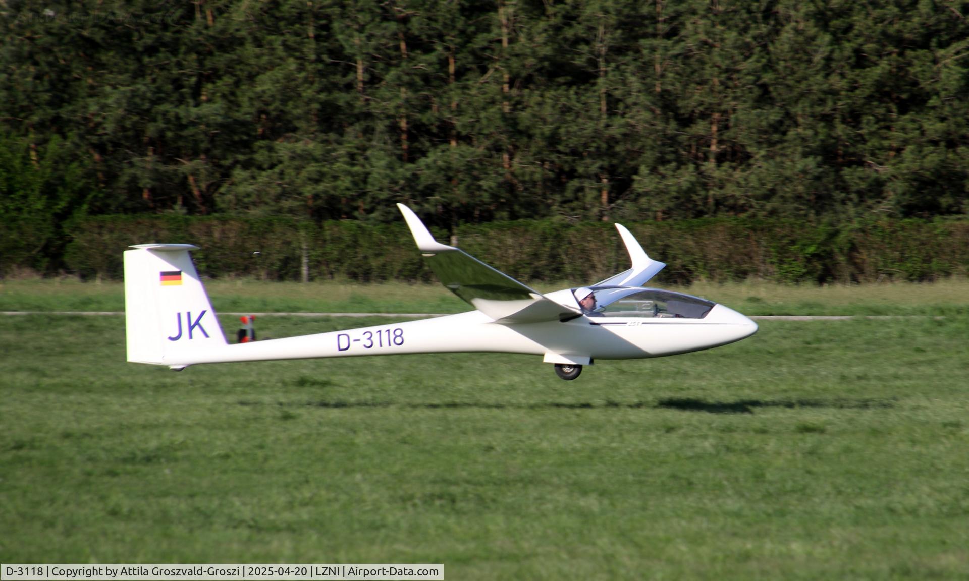 D-3118, 1997 Rolladen-Schneider LS-8a C/N 8133, LZNI - Nitra Airport, Slovakia - Pribina Cup 2025