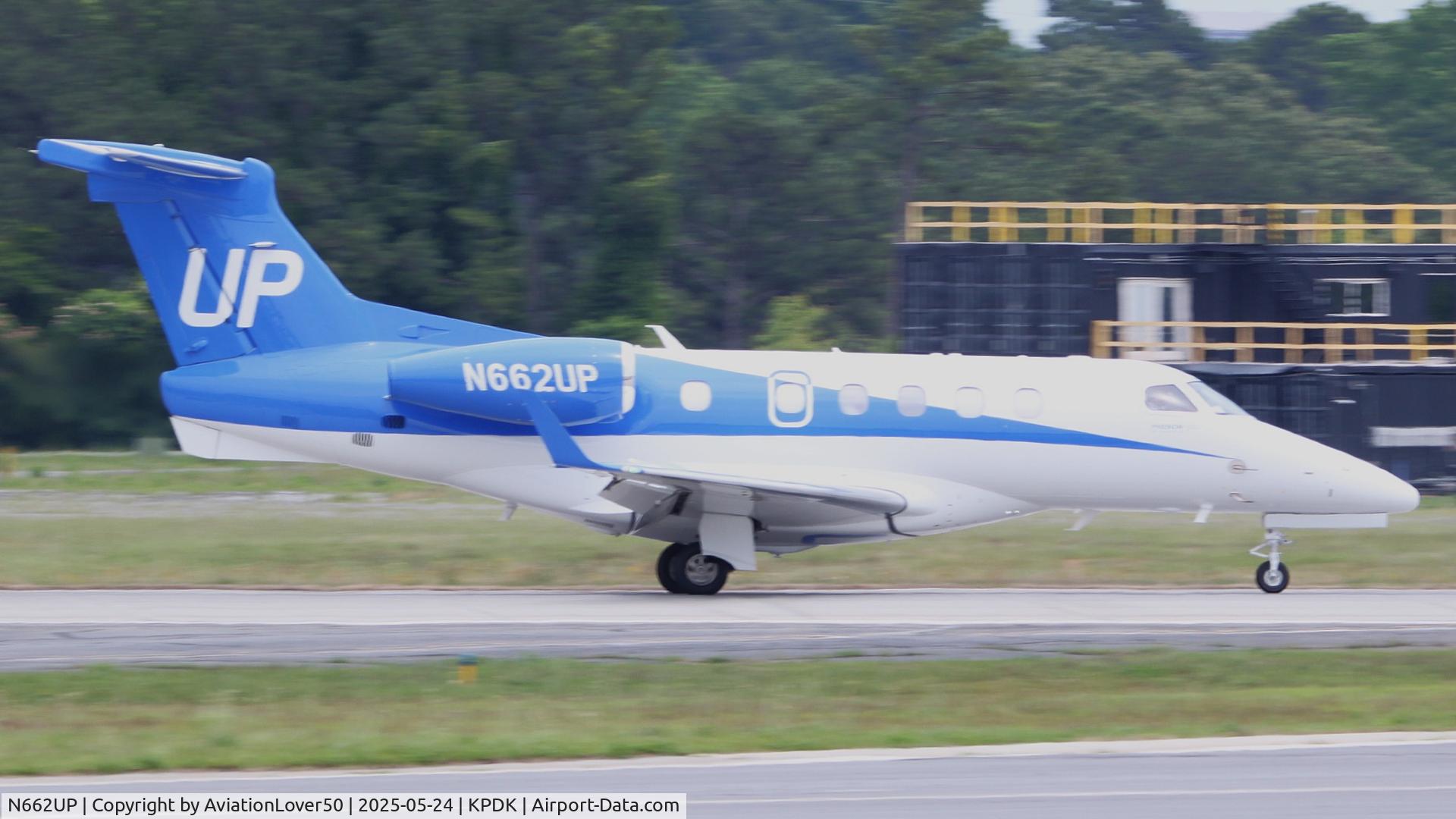 N662UP, 2019 Embraer EMB-505 Phenom 300 C/N 50500530, Wheels Up Phenom 300