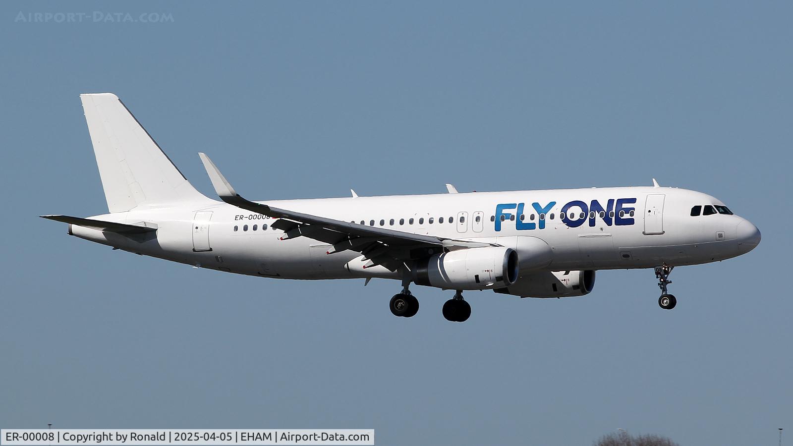 ER-00008, 2013 Airbus A320-233 C/N 5840, at eham