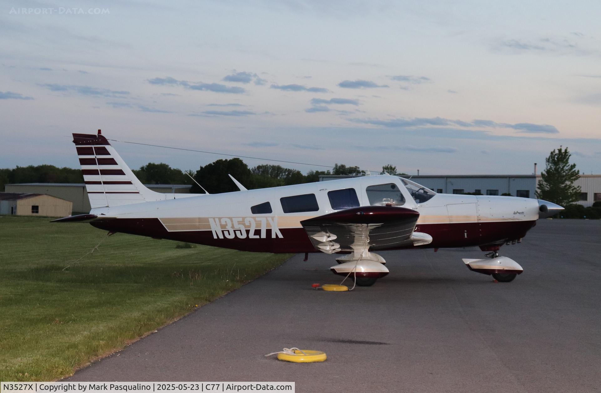 N3527X, Piper PA-32-300 Cherokee Six C/N 32-7540163, Piper PA-32-300