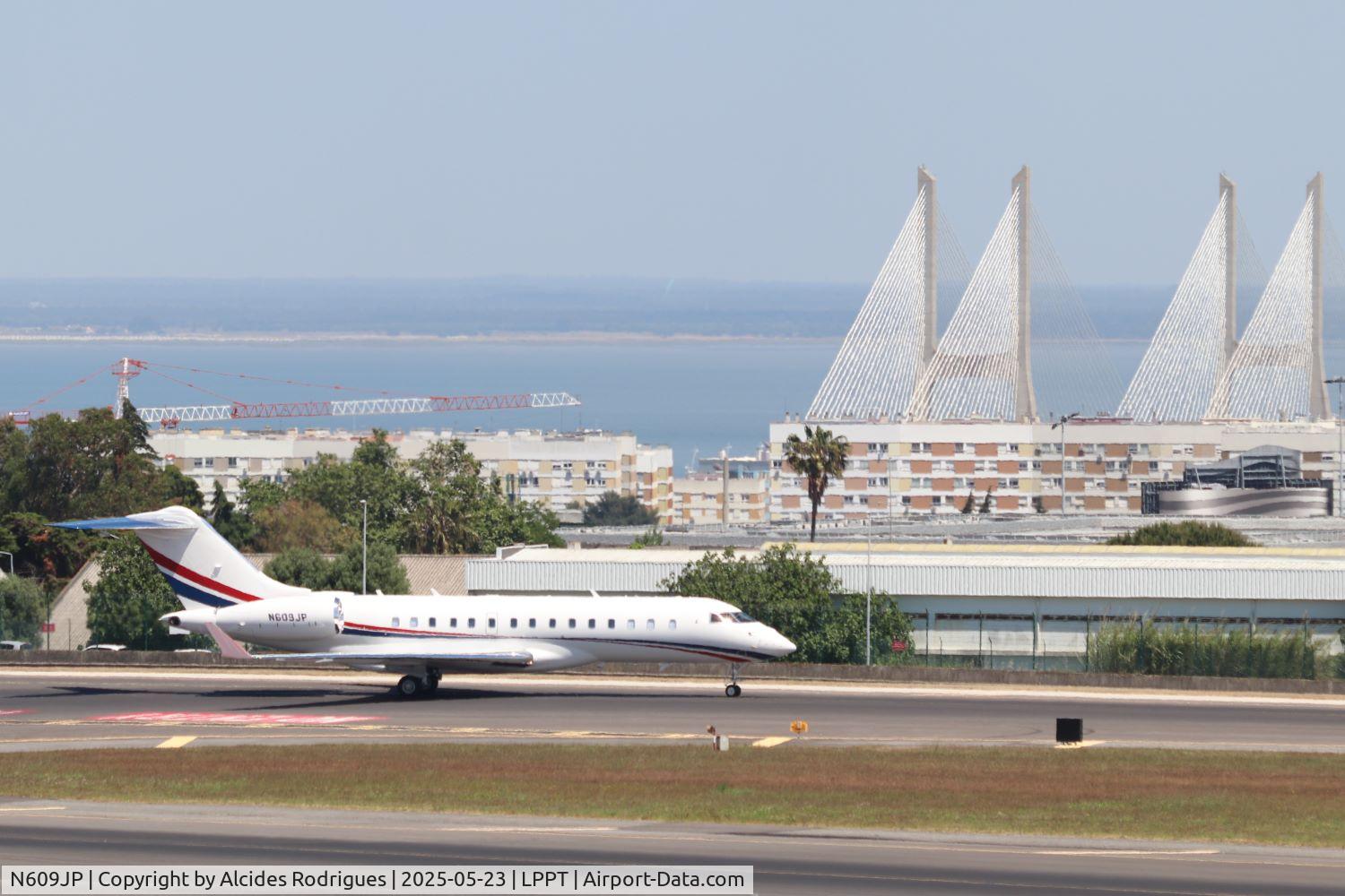 N609JP, 2024 BOMBARDIER INC BD-700-1A10 C/N 60128, N609JP aterra em Lisboa