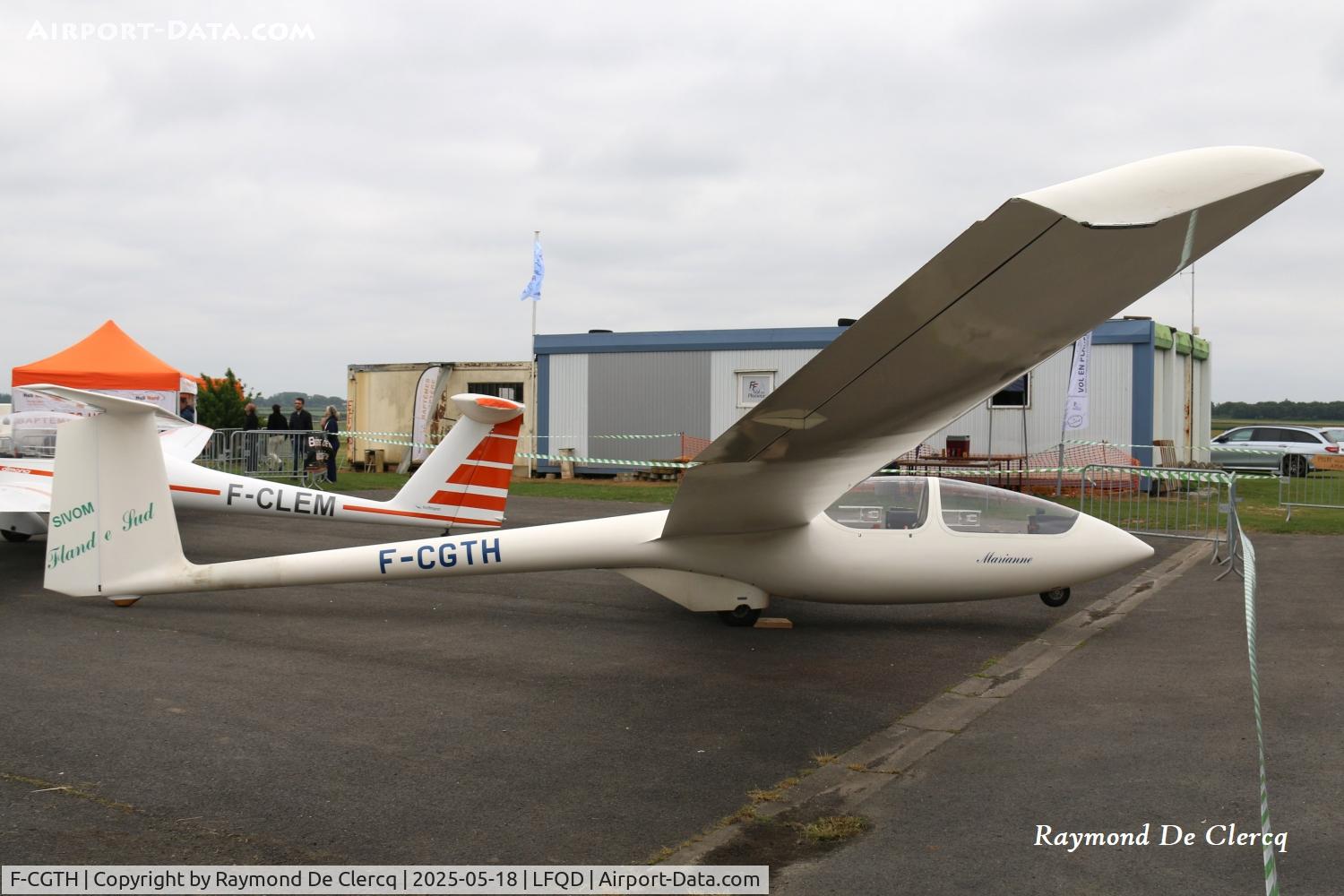 F-CGTH, Centrair C201B Marianne C/N 201B075, At Arras.