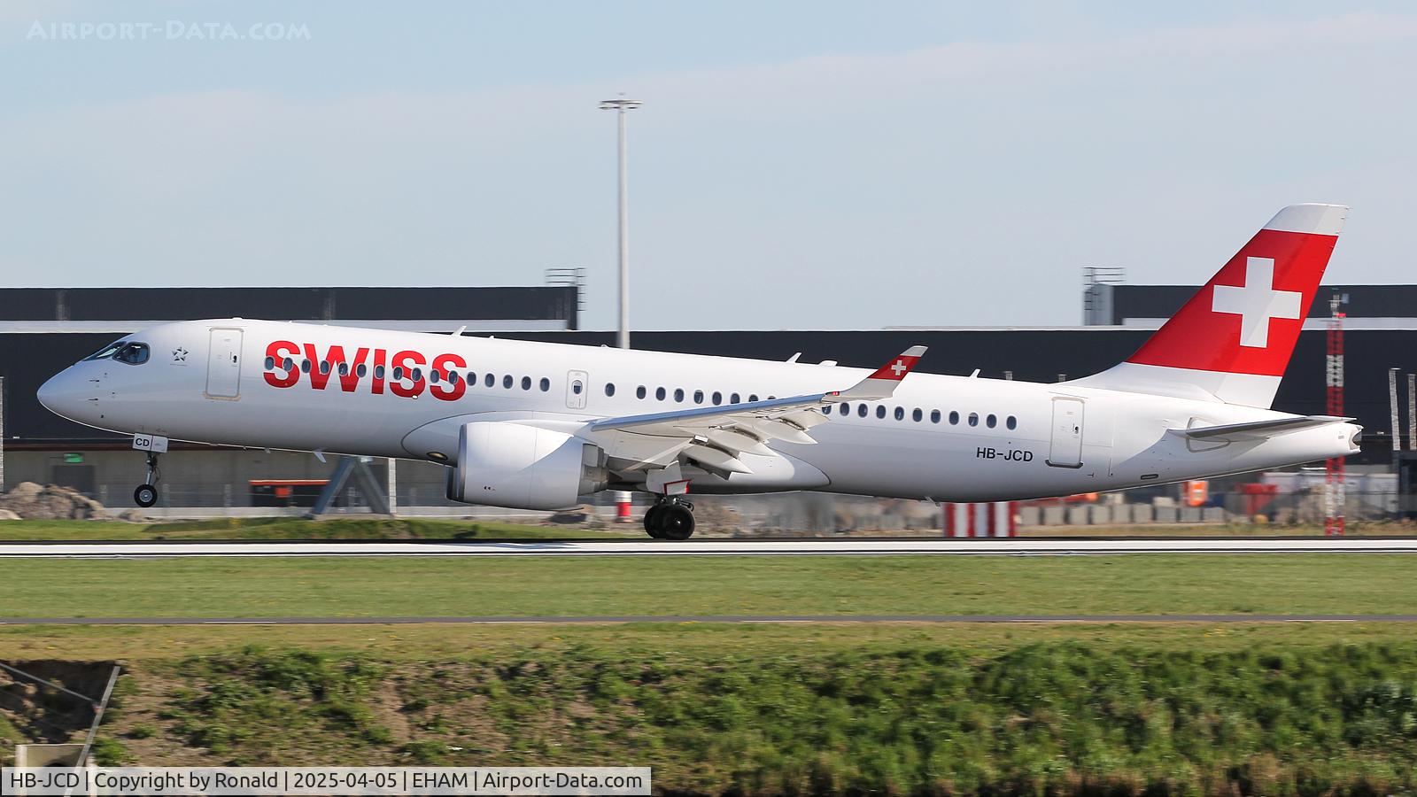 HB-JCD, 2017 Bombardier CSeries CS300 (BD-500-1A11) C/N 55013, at eham