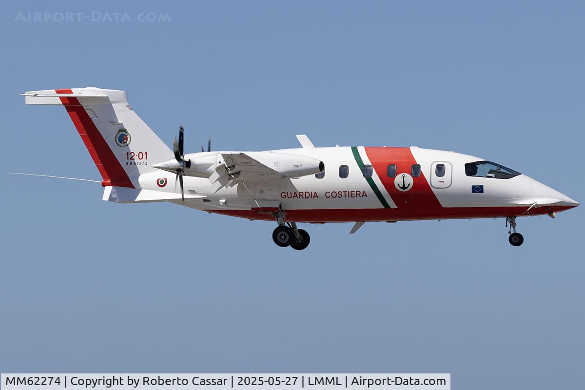 MM62274, Piaggio P-180 Avanti C/N 1205, Runway 31